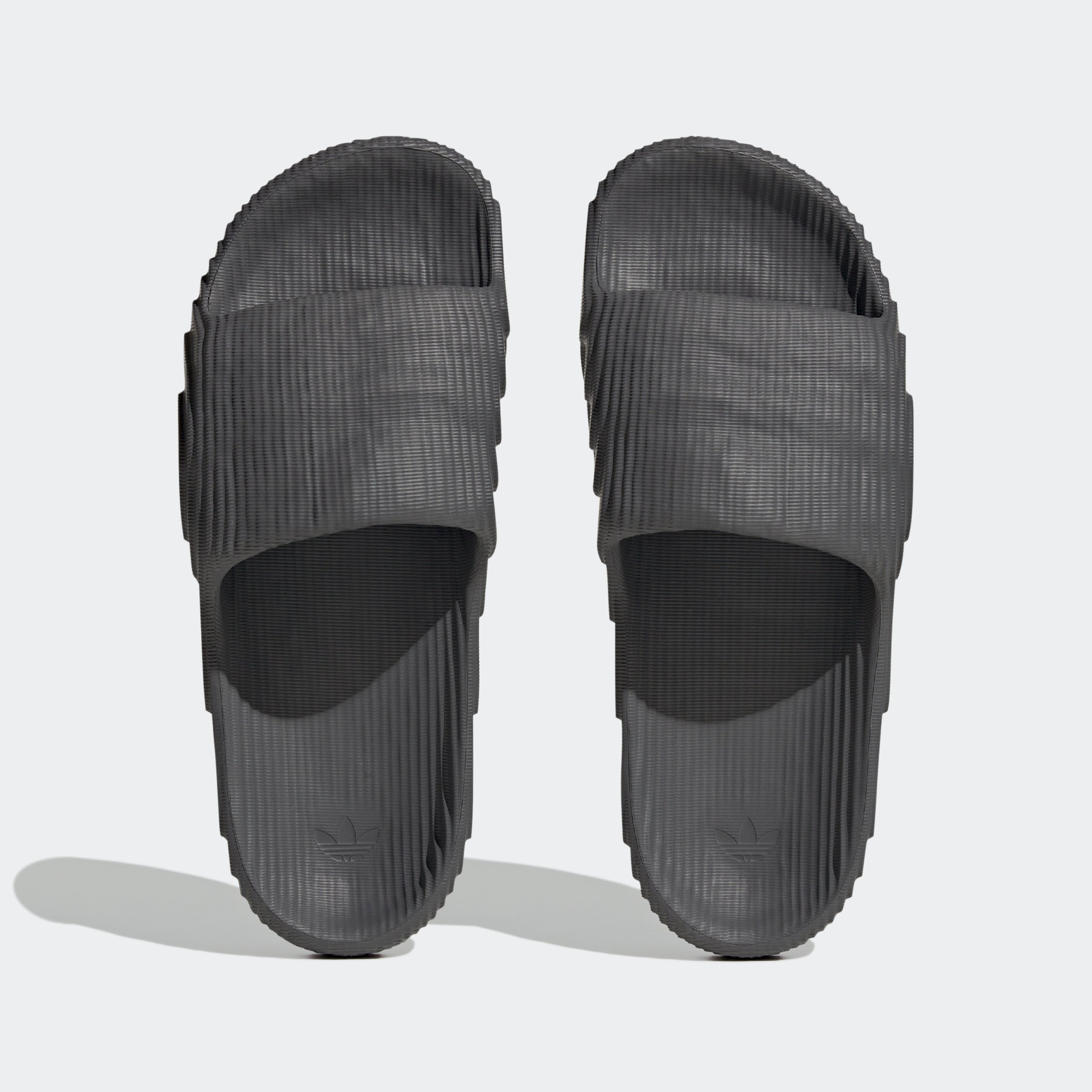 ADILETTE 22