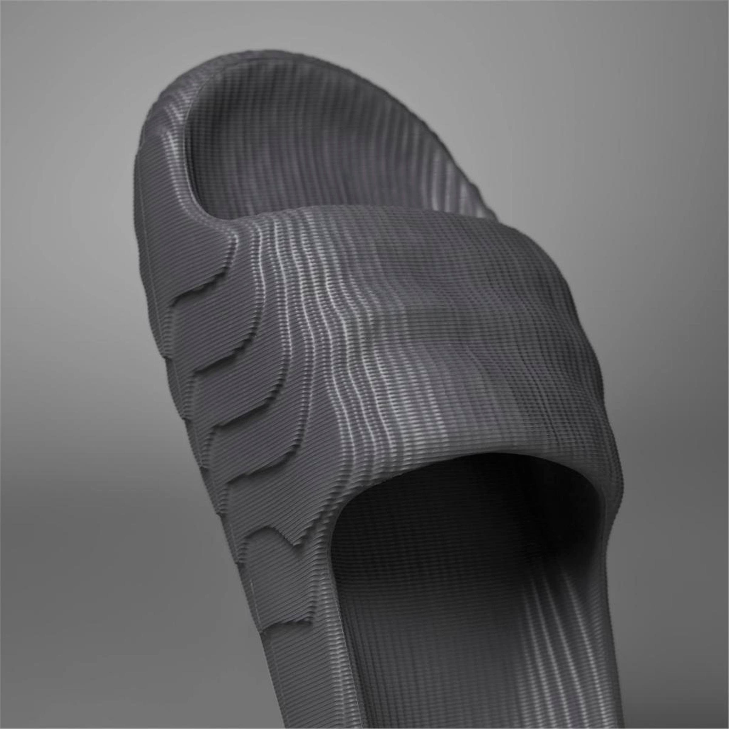 ADILETTE 22
