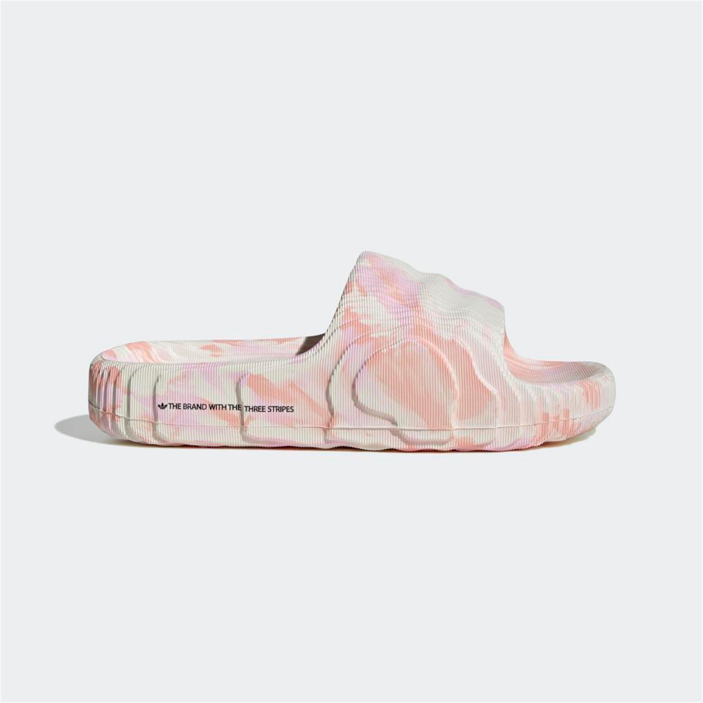 ADILETTE 22 W