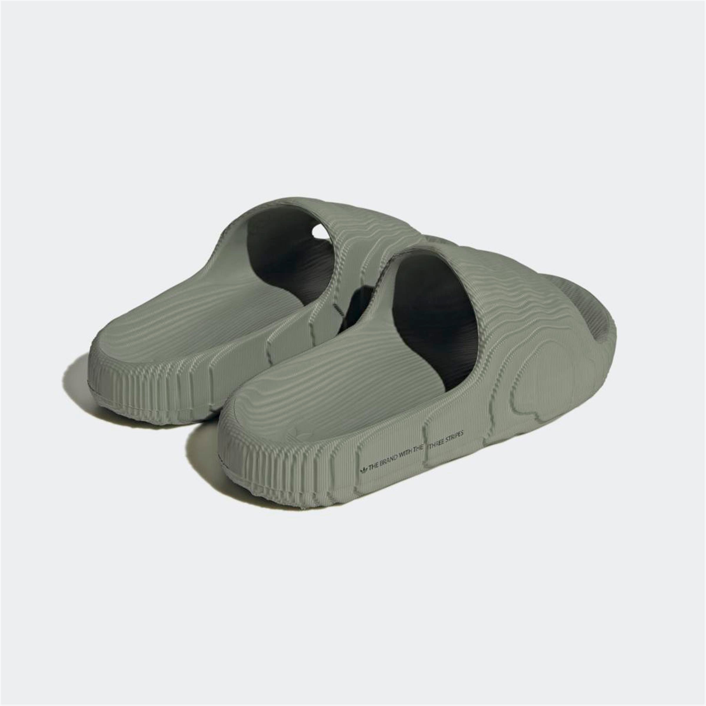 ADILETTE 22 W