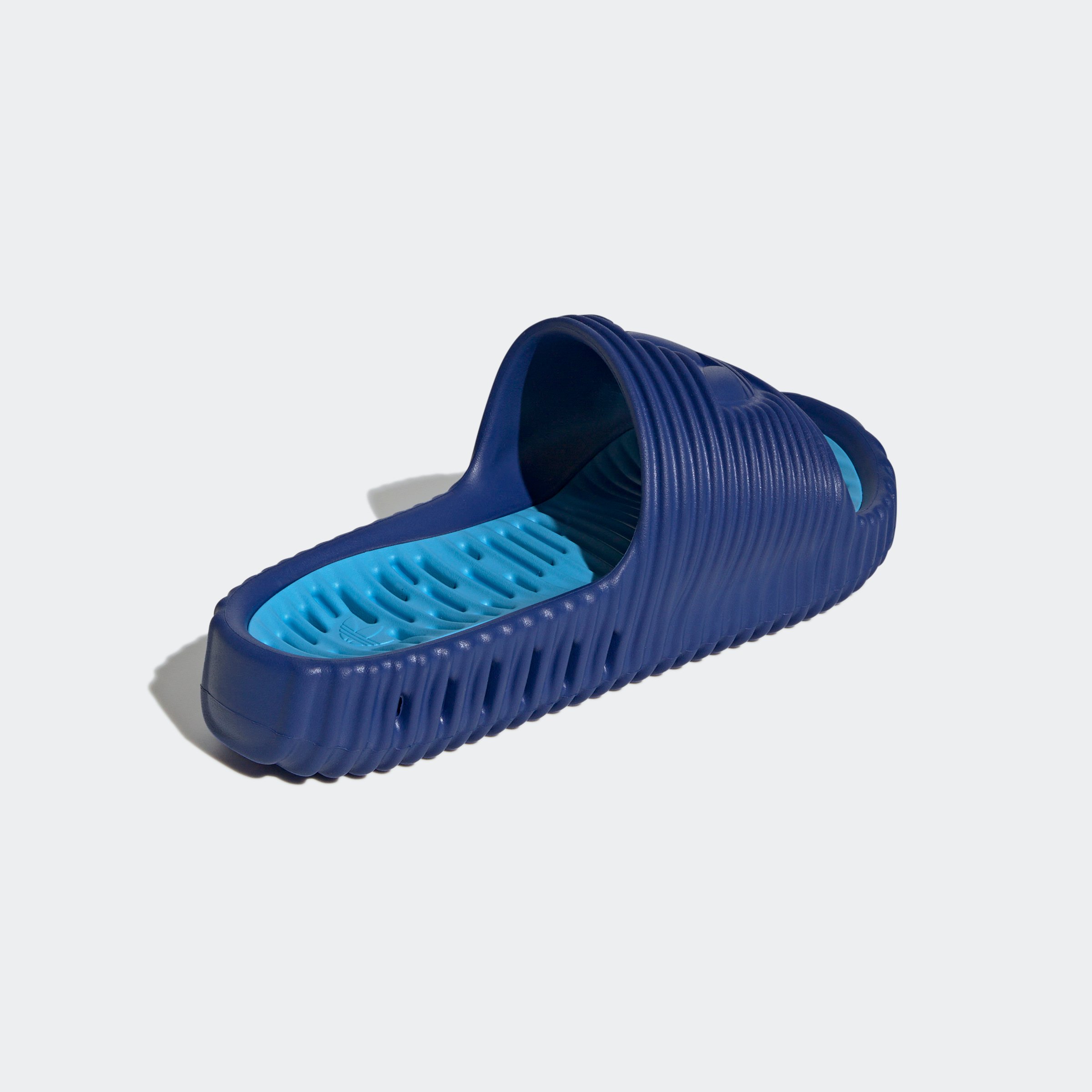 ADILETTE 25