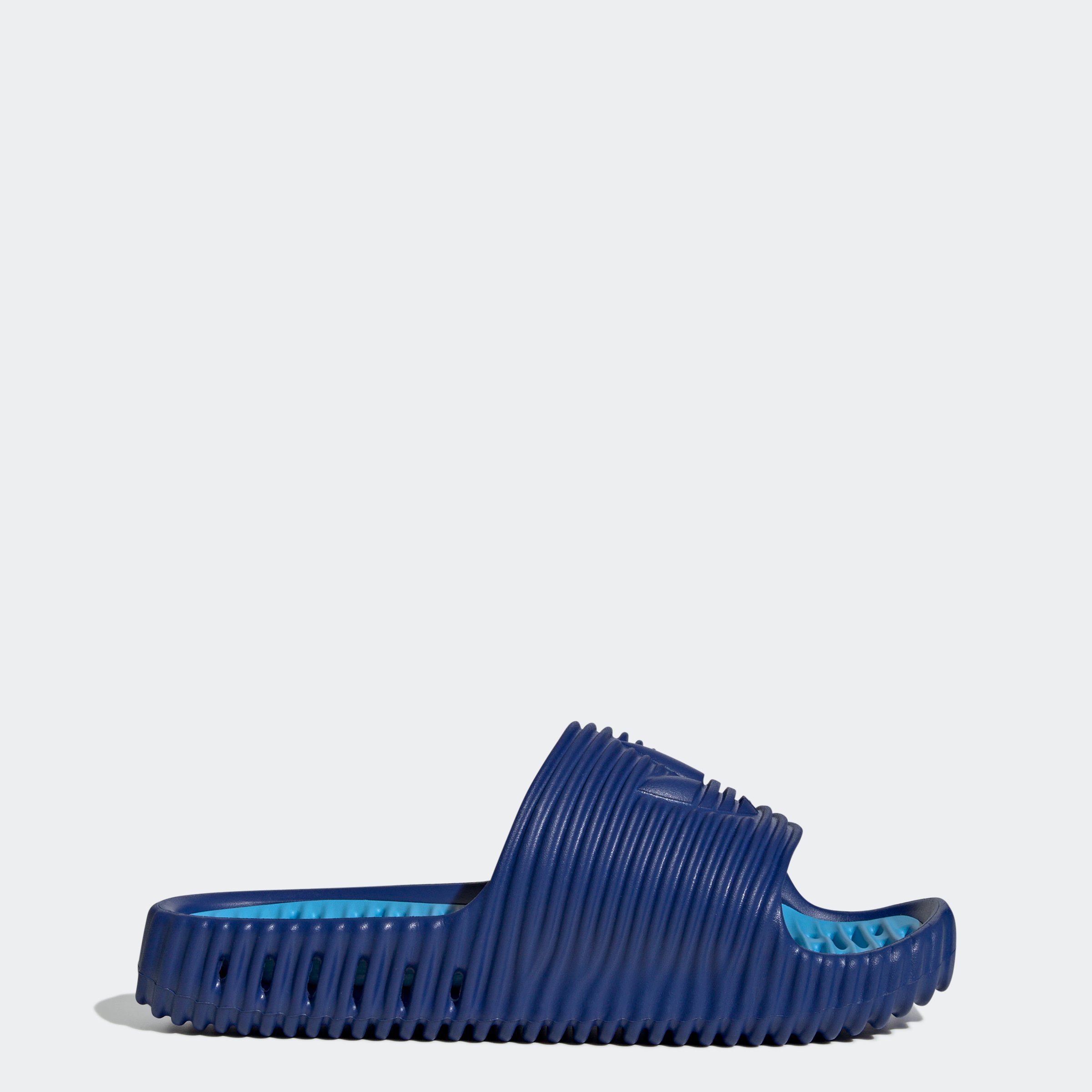 ADILETTE 25