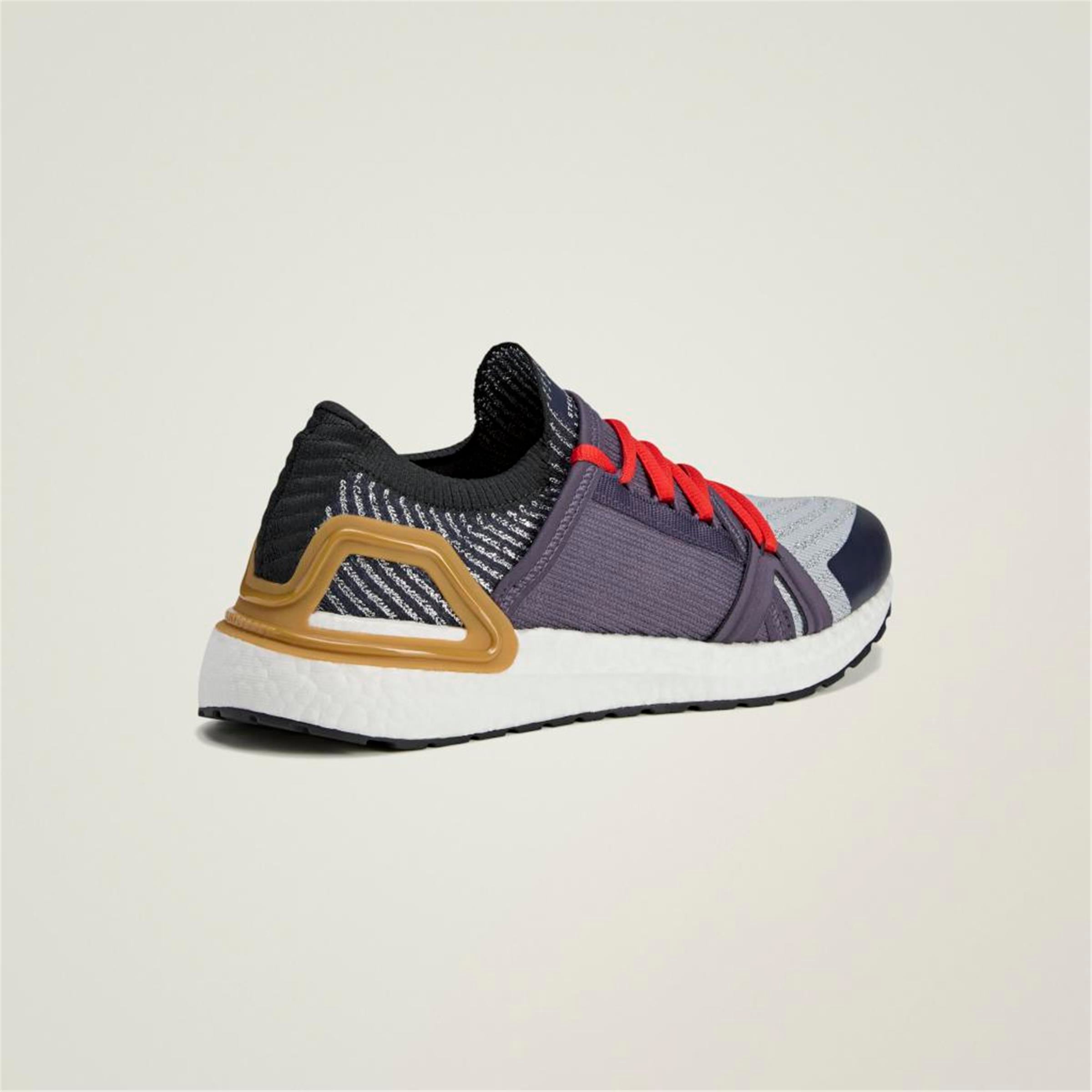 aSMC UltraBOOST 20 metallic
