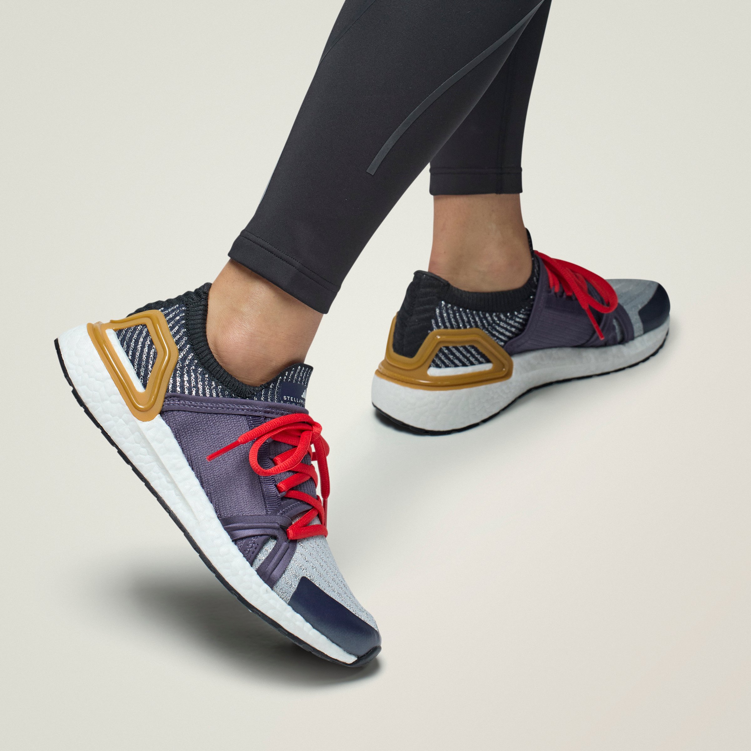 aSMC UltraBOOST 20 metallic