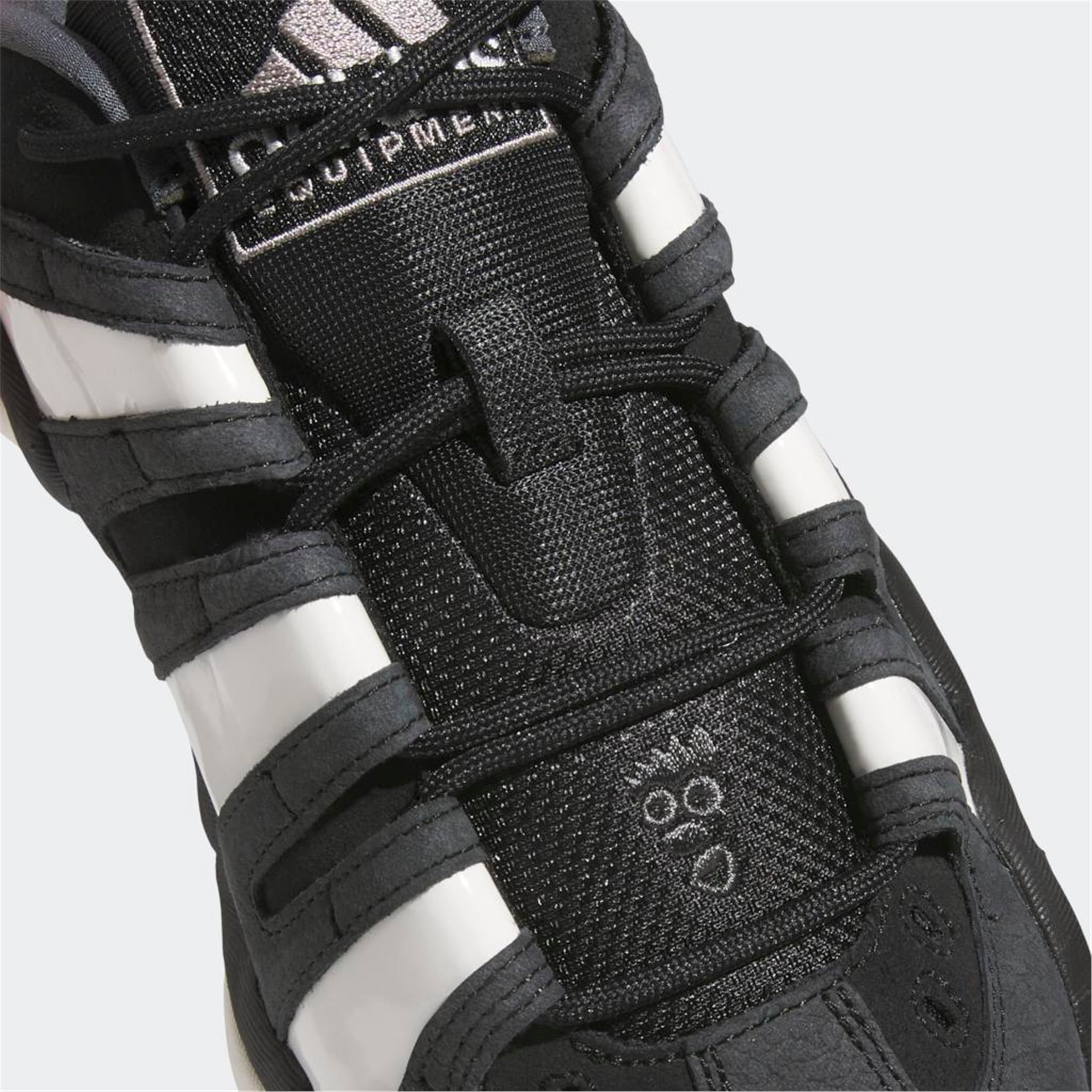 CRAZY 8 LOW