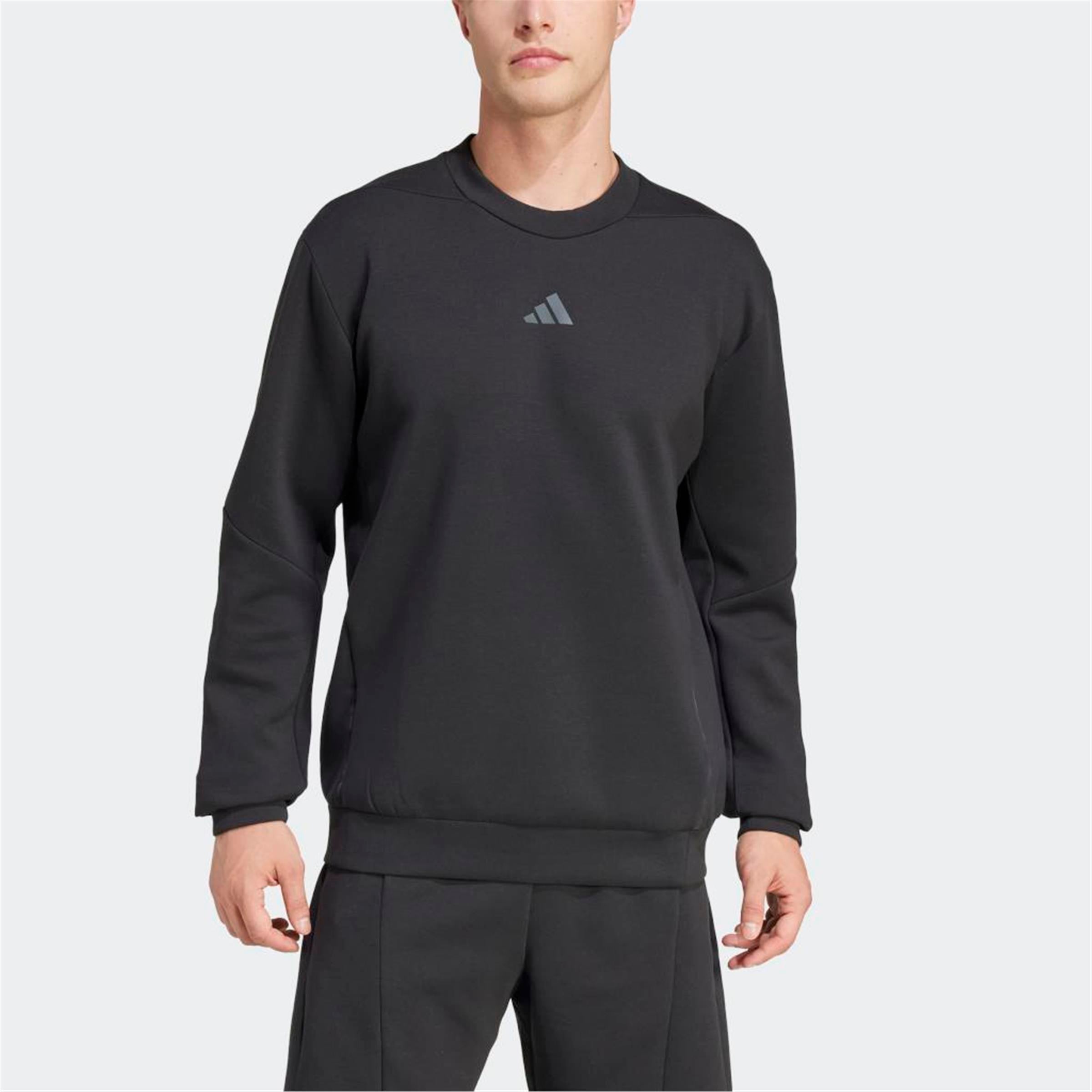 D4T CREW SWEATS