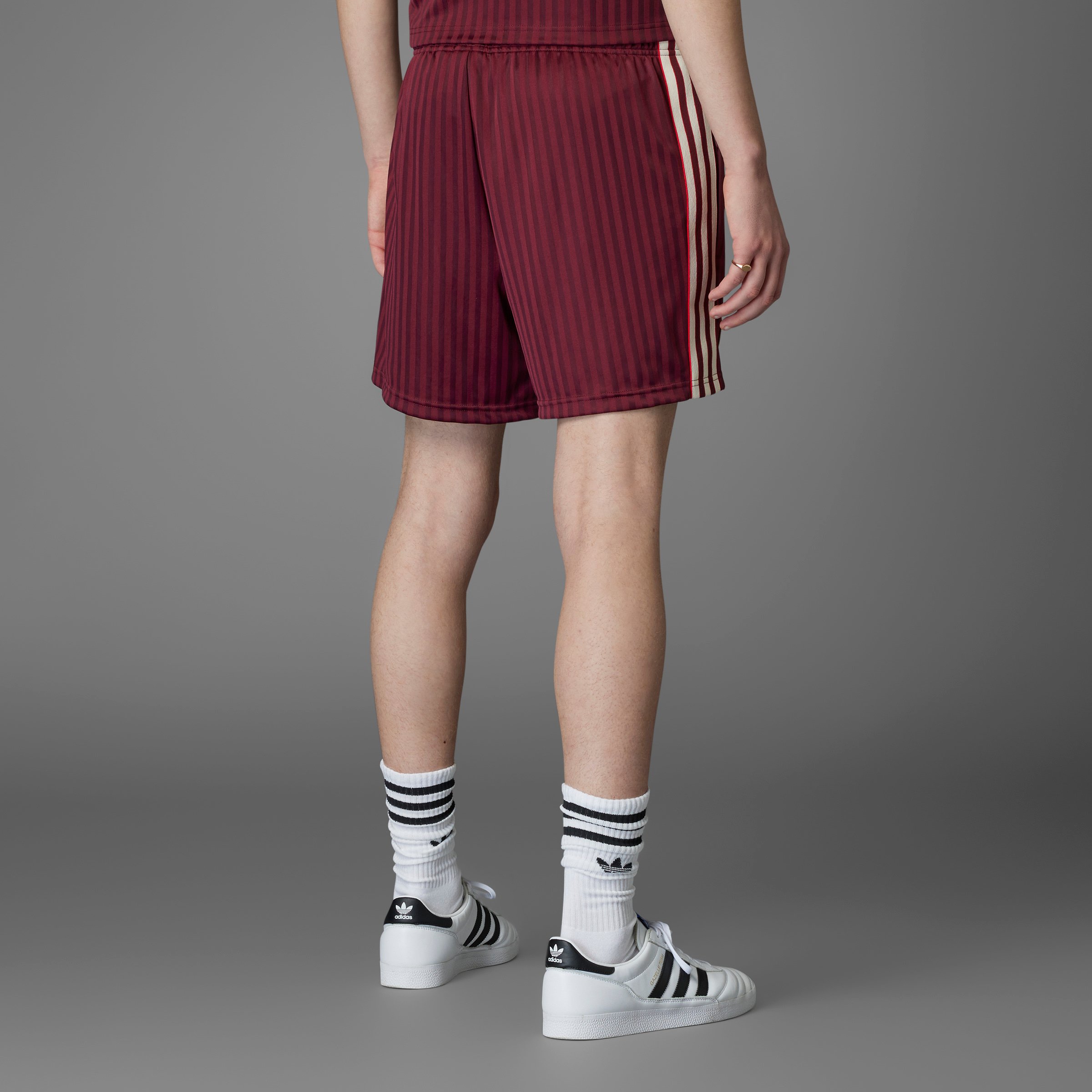 FCB ICON SHO