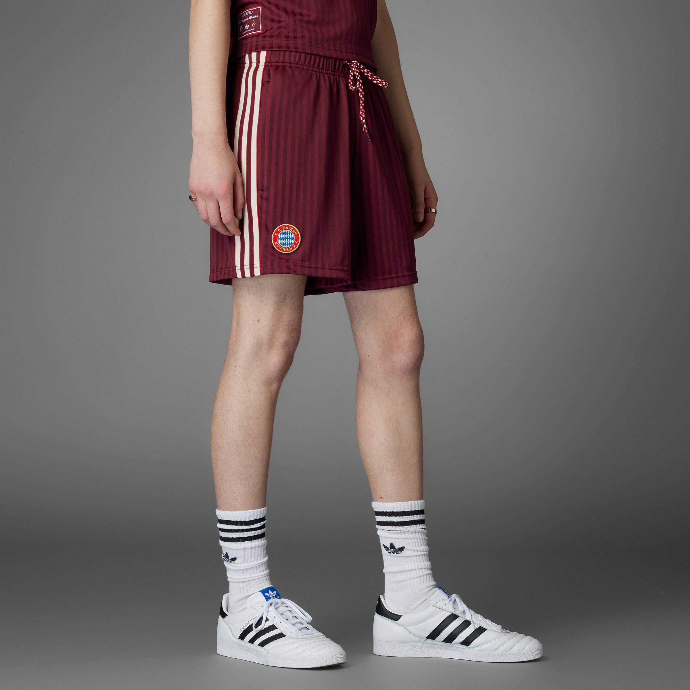 FCB ICON SHO