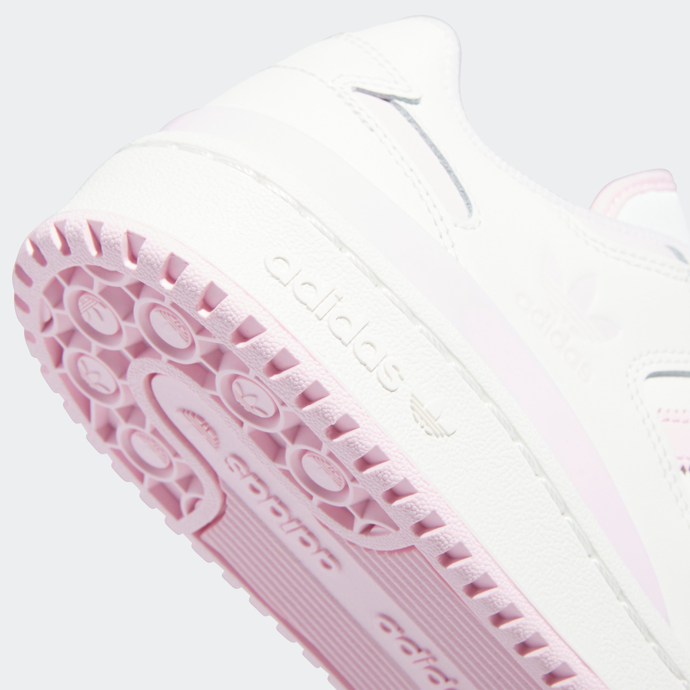 FORUM LOW CL W
