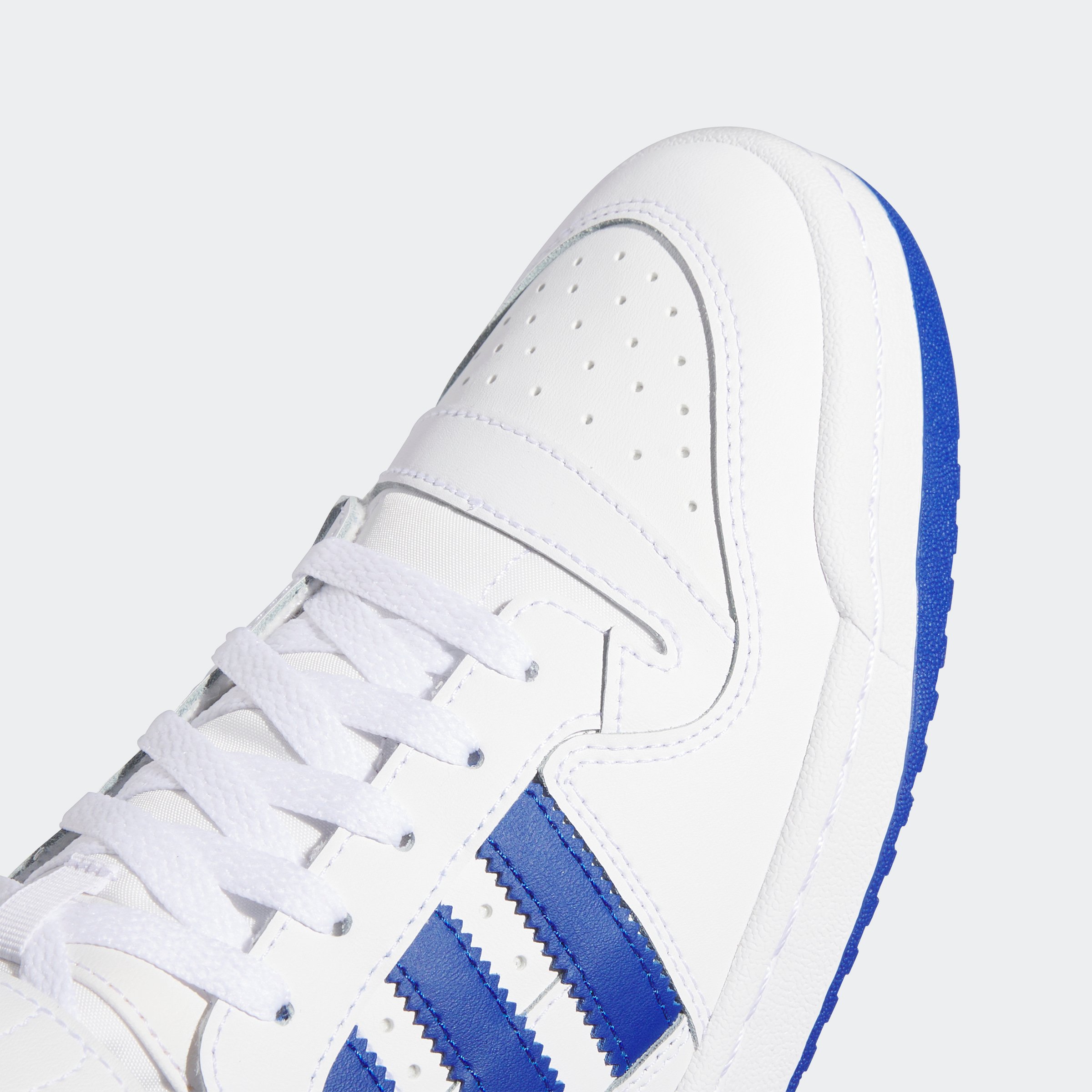FORUM MID