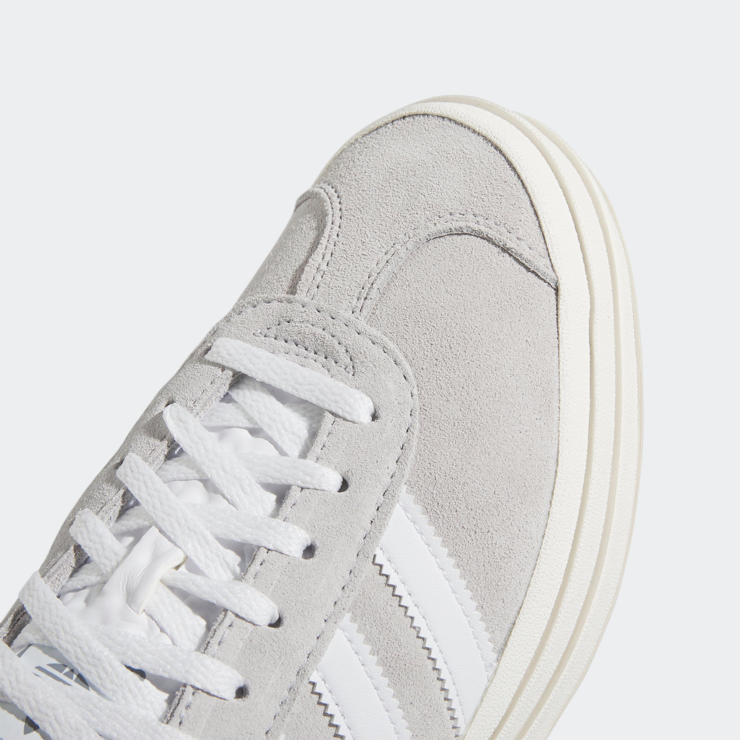 GAZELLE BOLD W