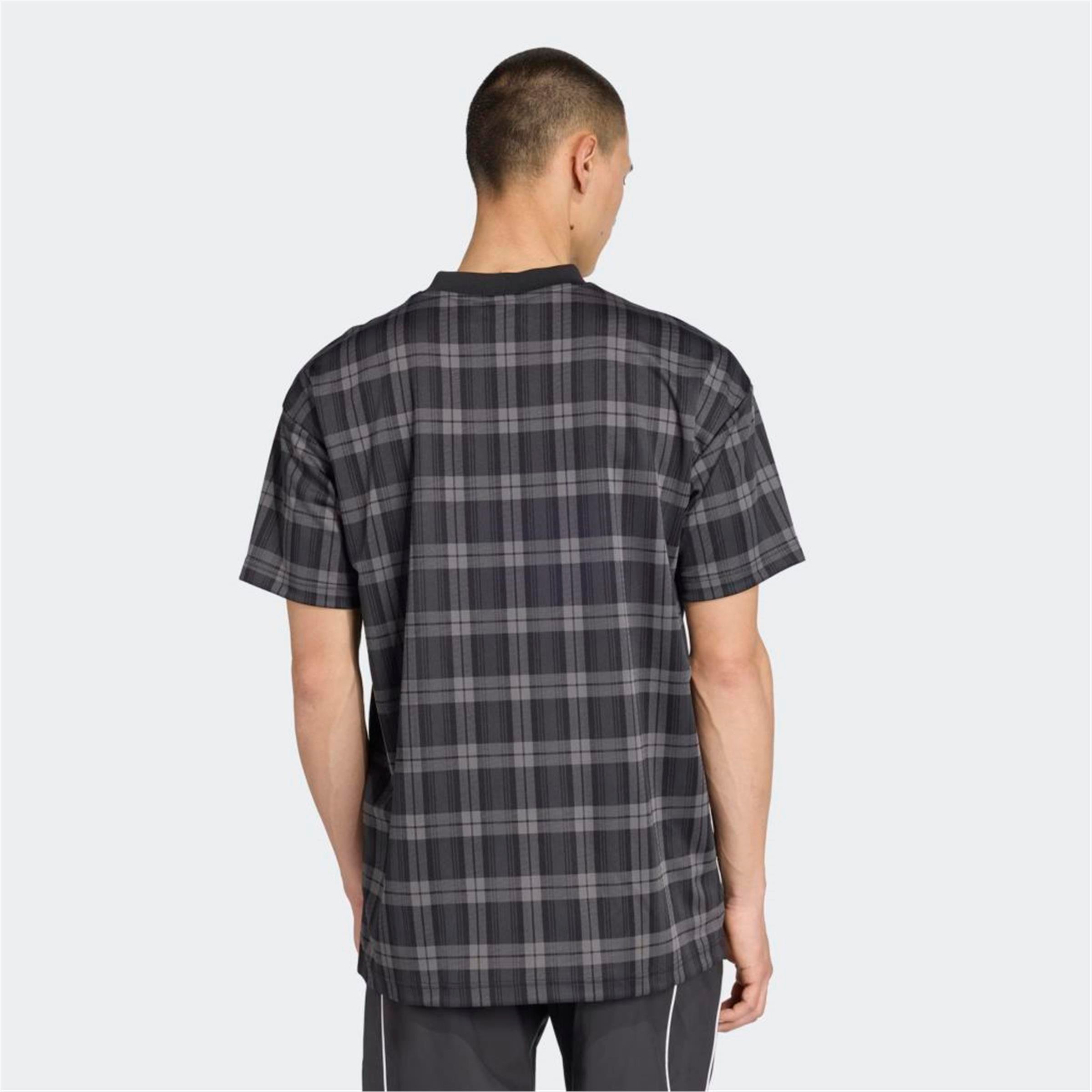 GRAPHIC LO TEE