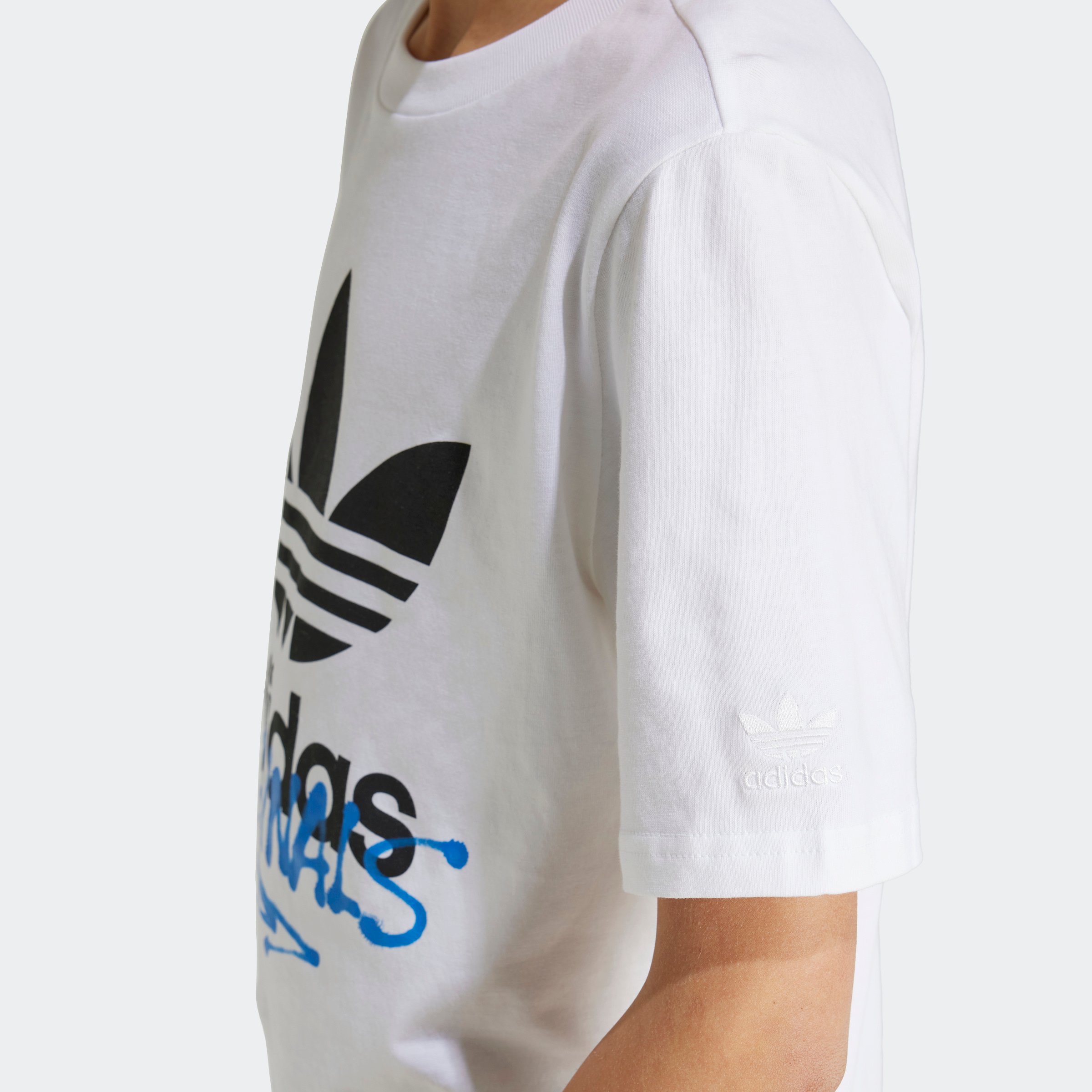 GRAPHICS TEE