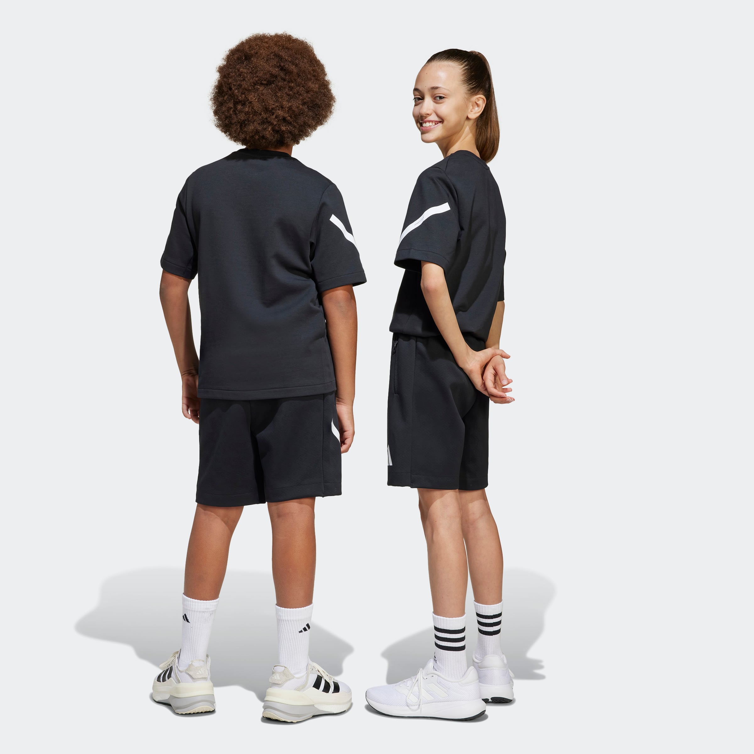 J ZNE SHORTS