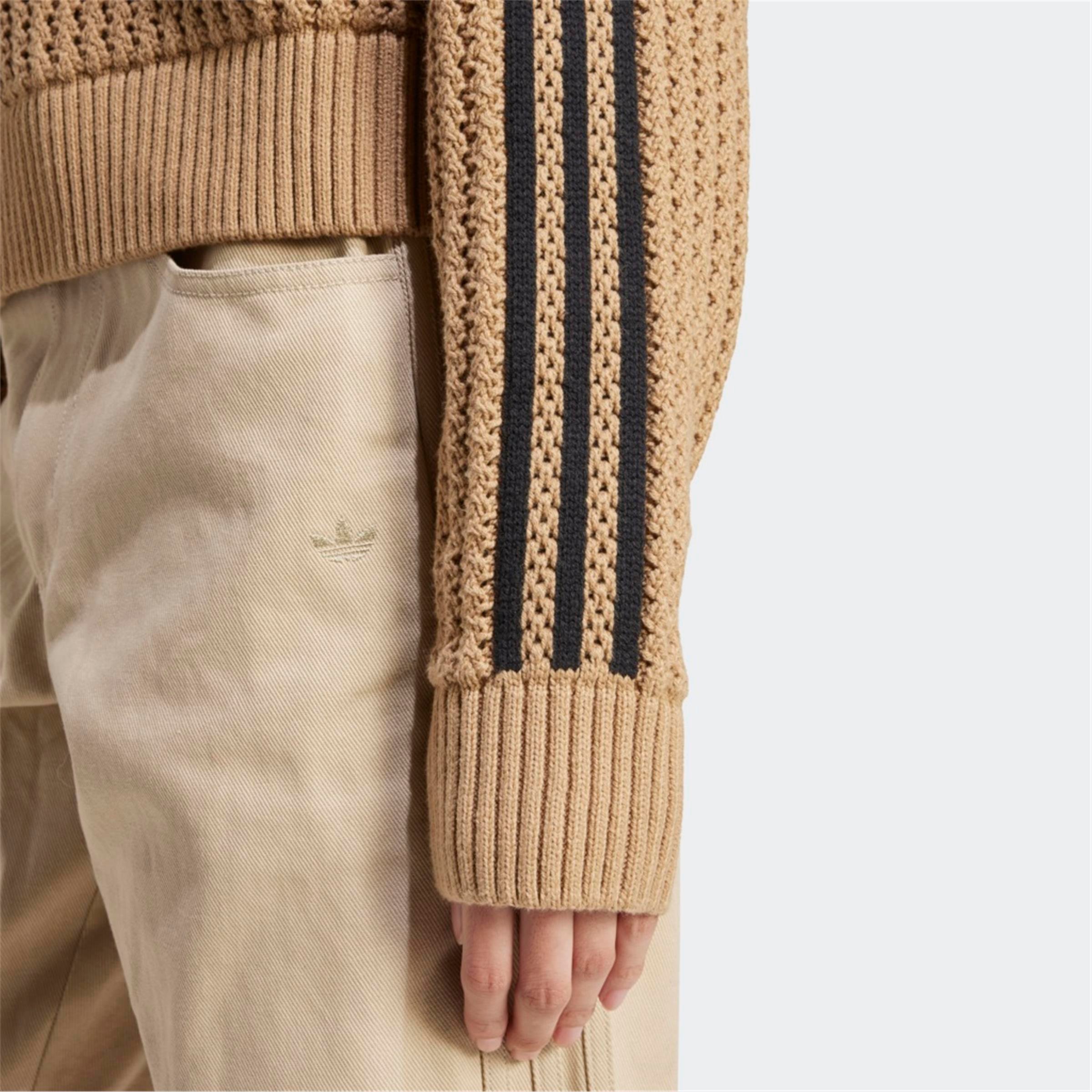 KNITTED CREW