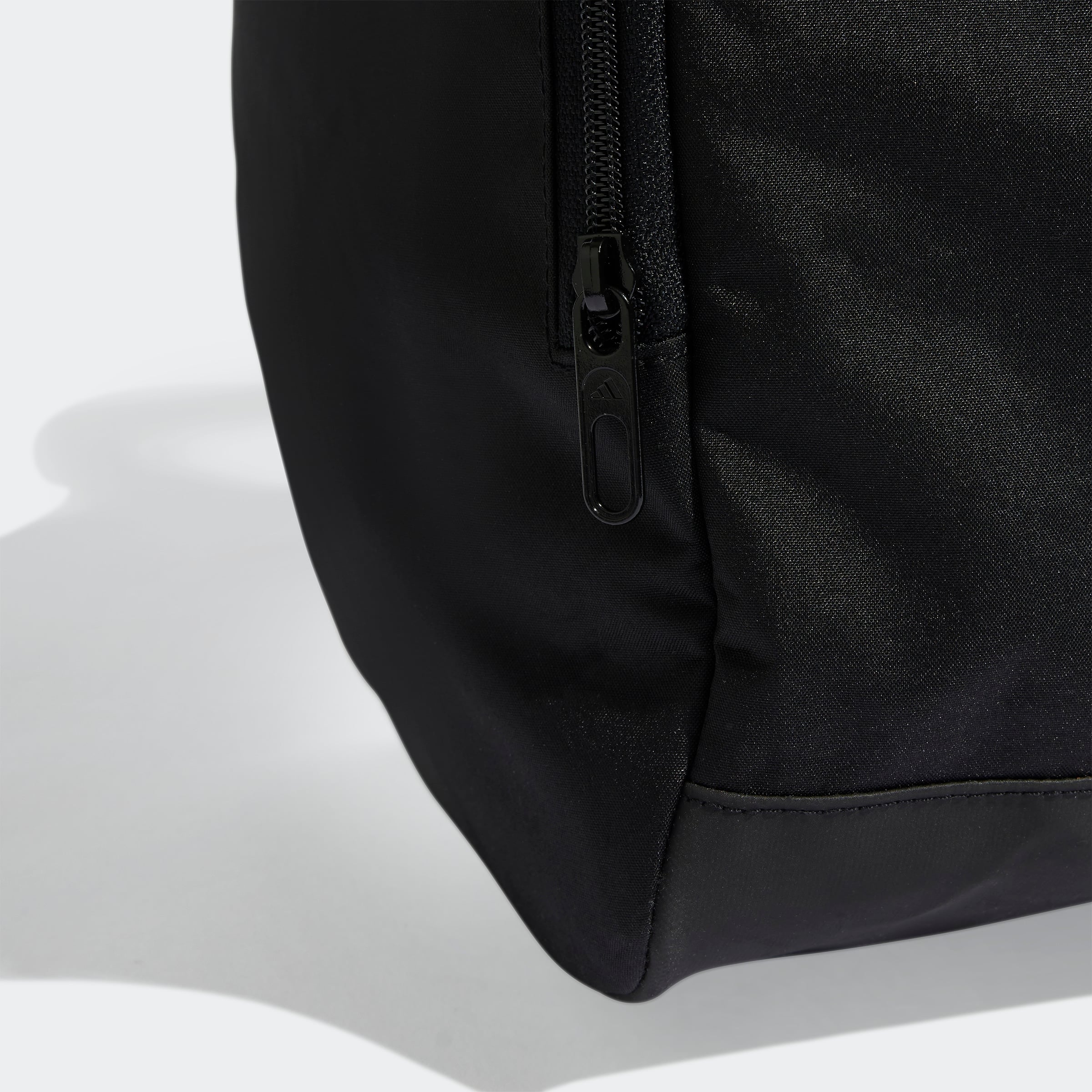 LINEAR DUFFEL M