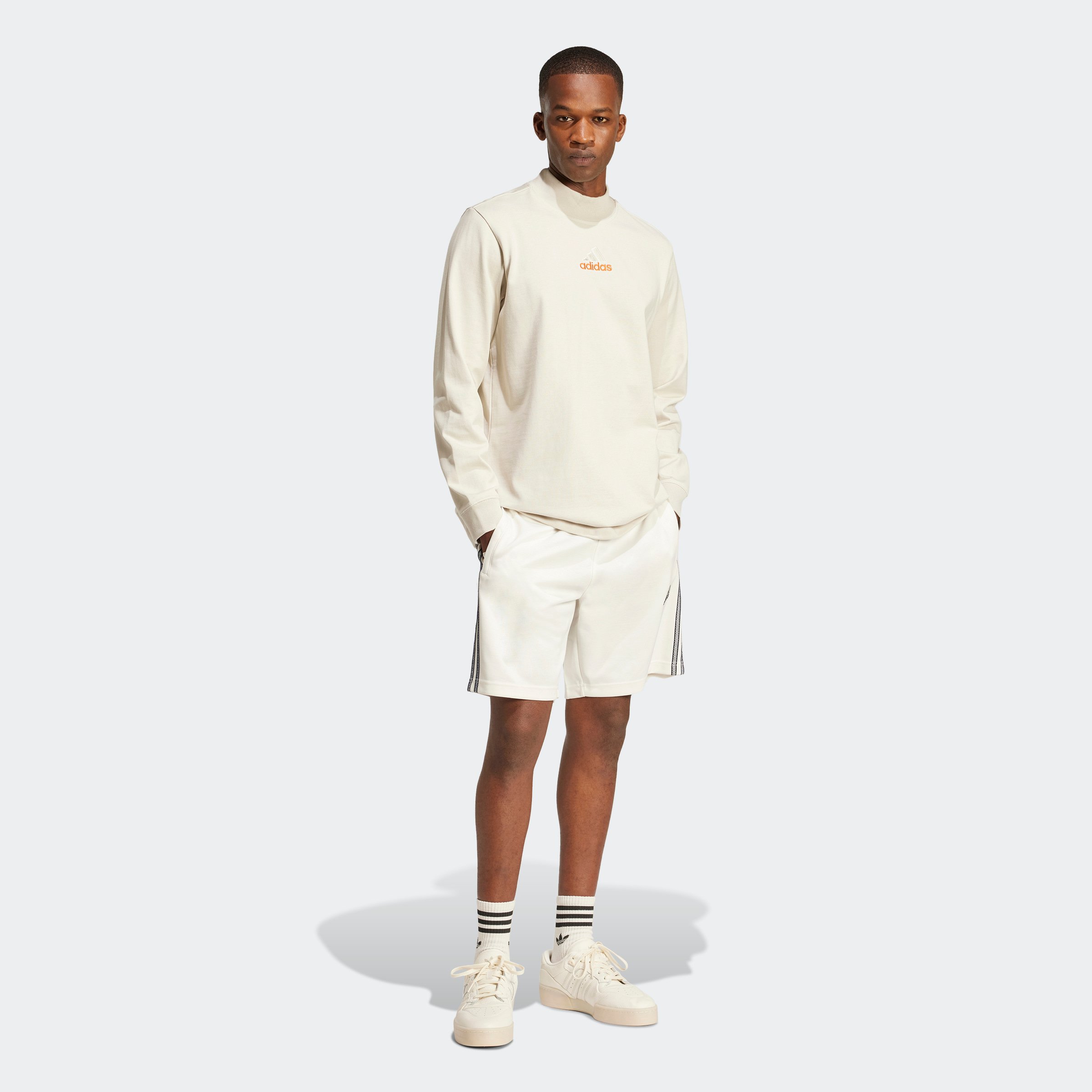 LS MOCK NECK Q1
