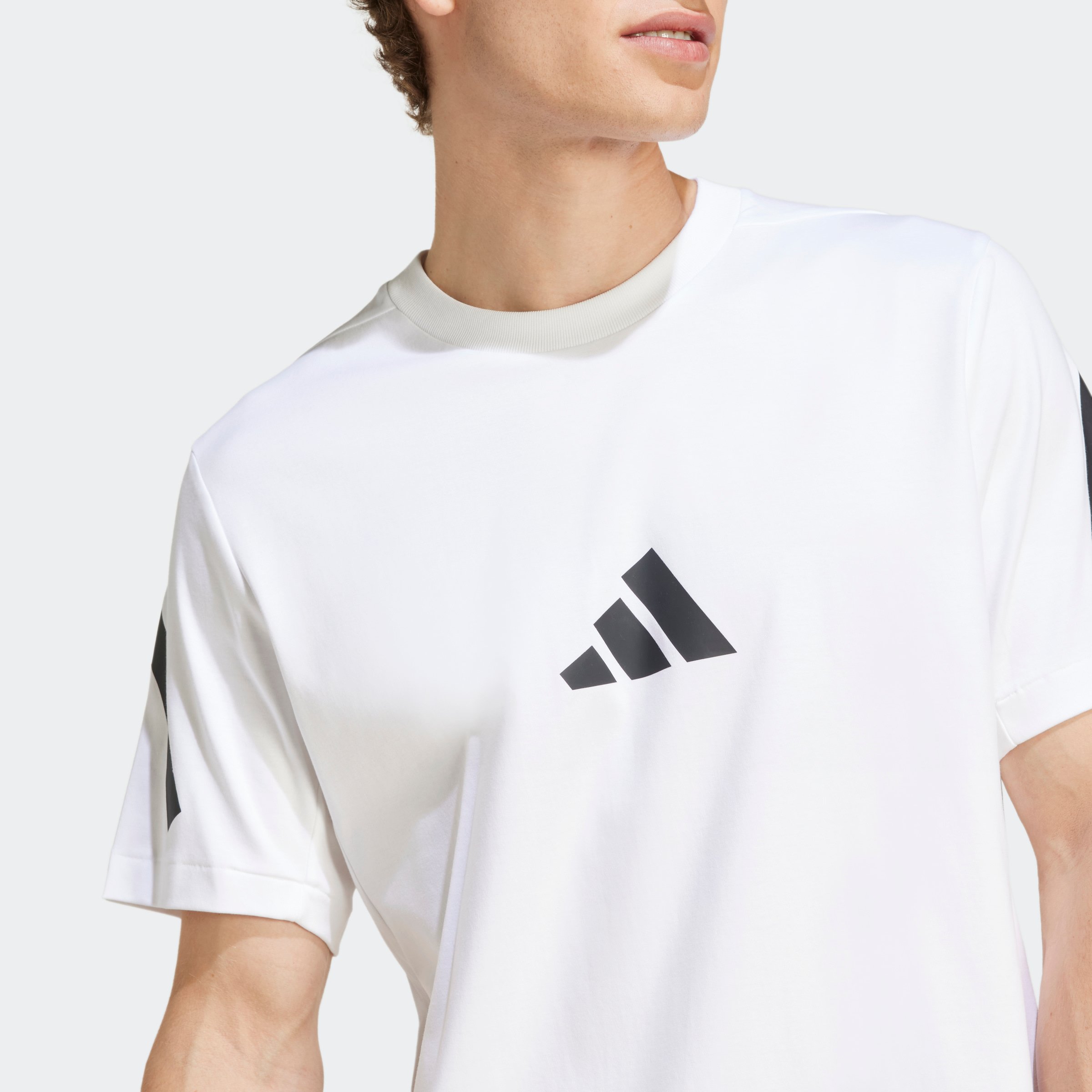 M Z.N.E. TEE