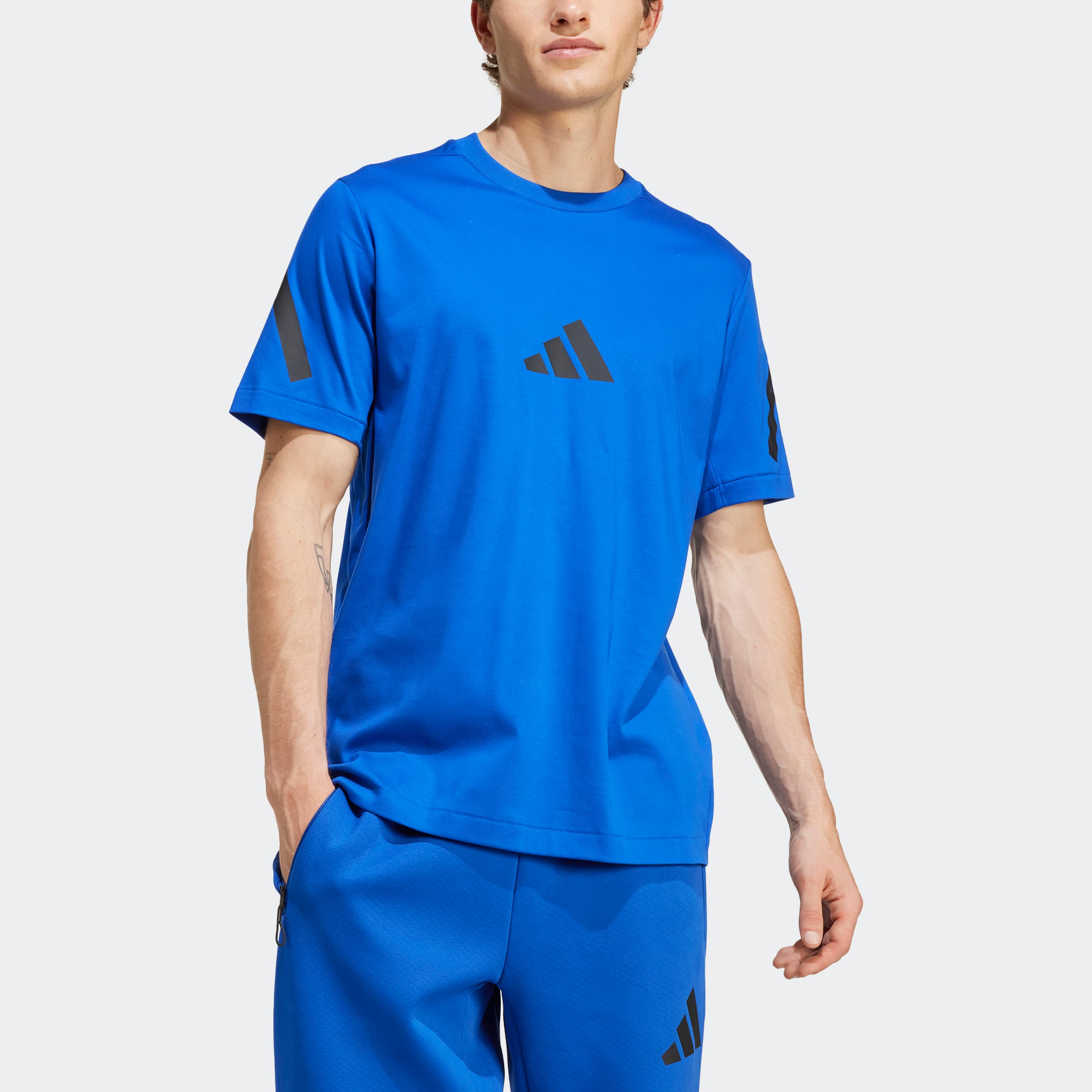 M Z.N.E. TEE