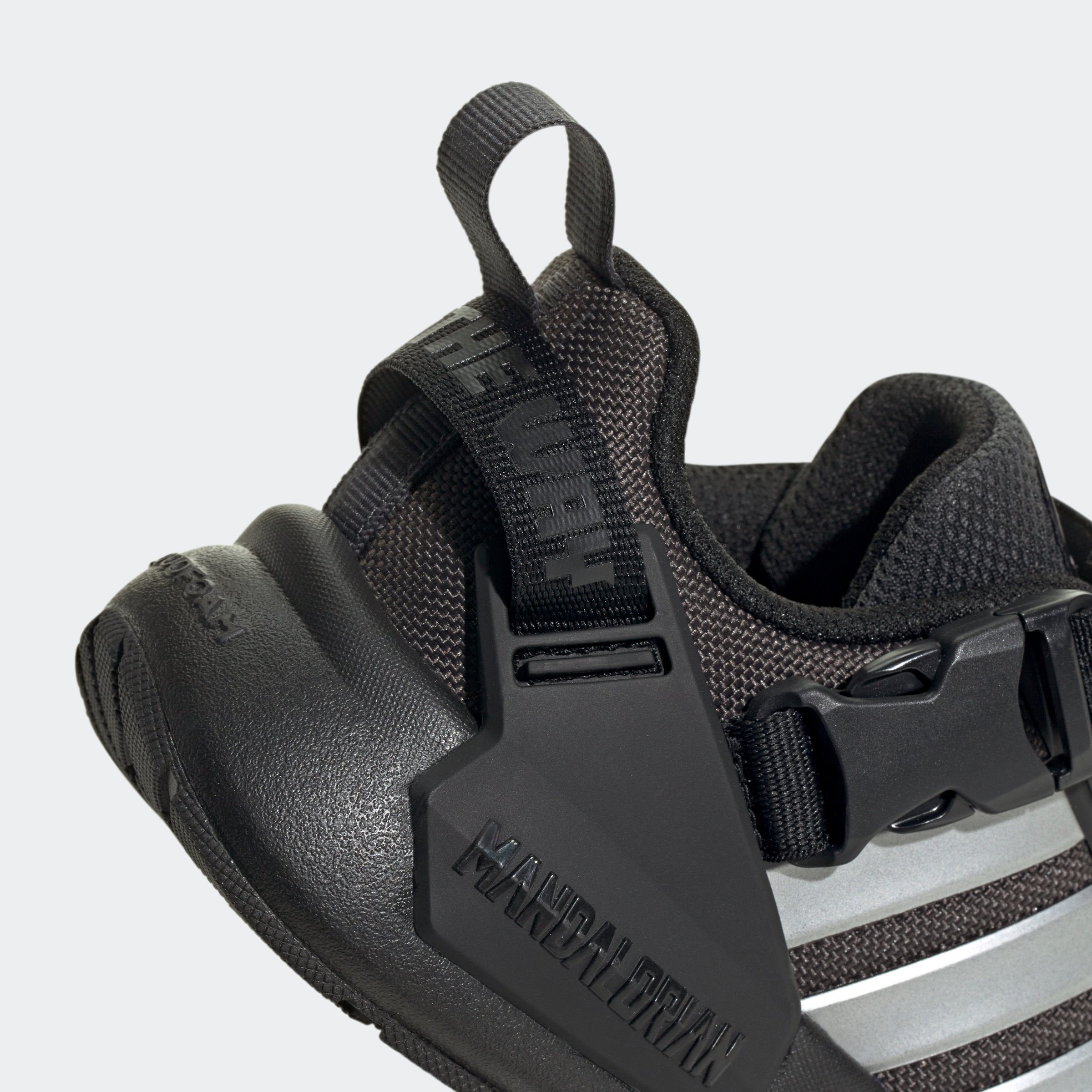 MANDO RUNNER AC K