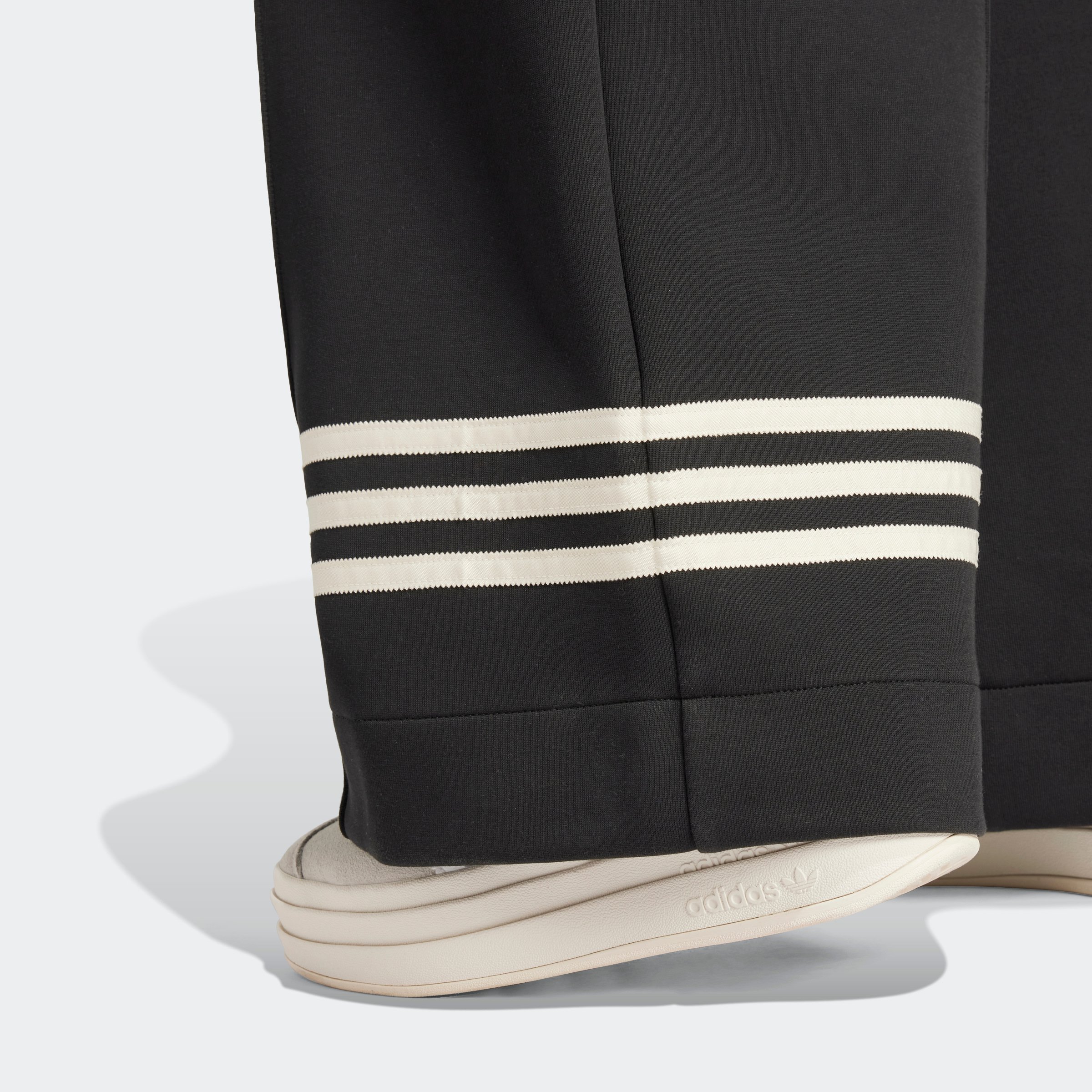 NEUCL TRACKPANT