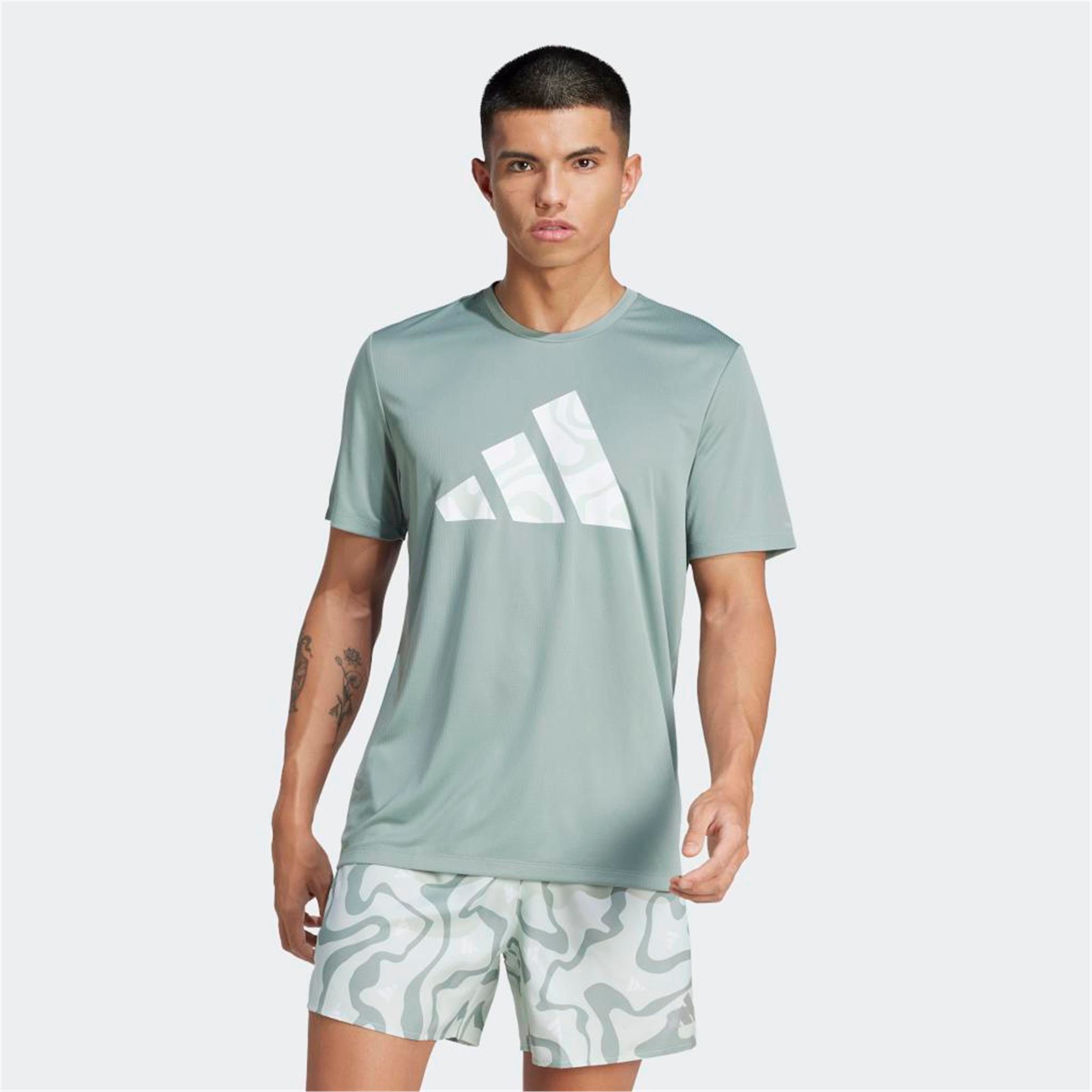 RUN IT BL TEE M