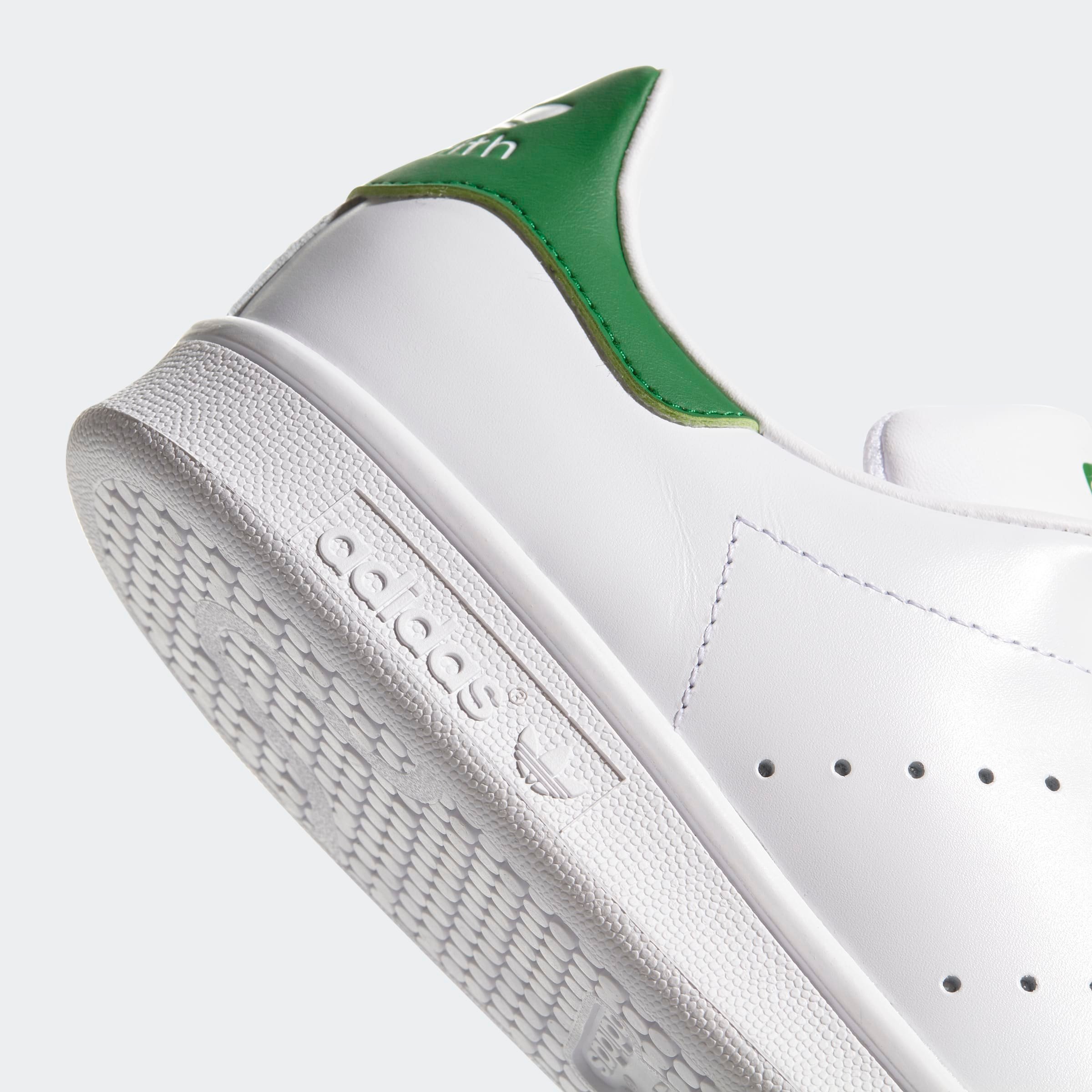 STAN SMITH