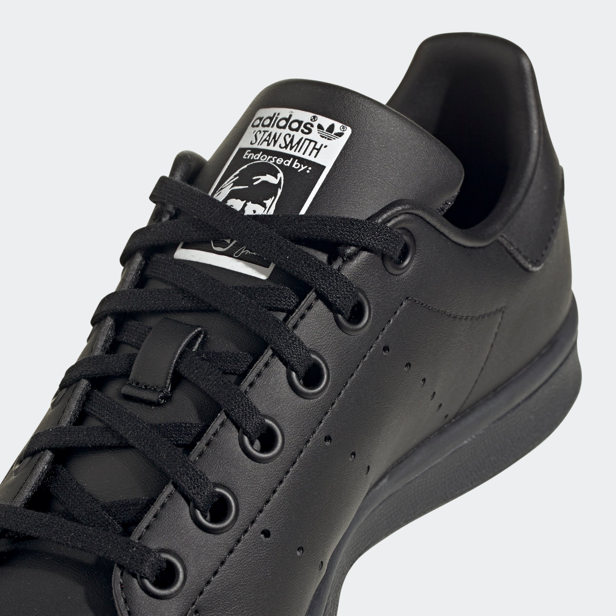 STAN SMITH J