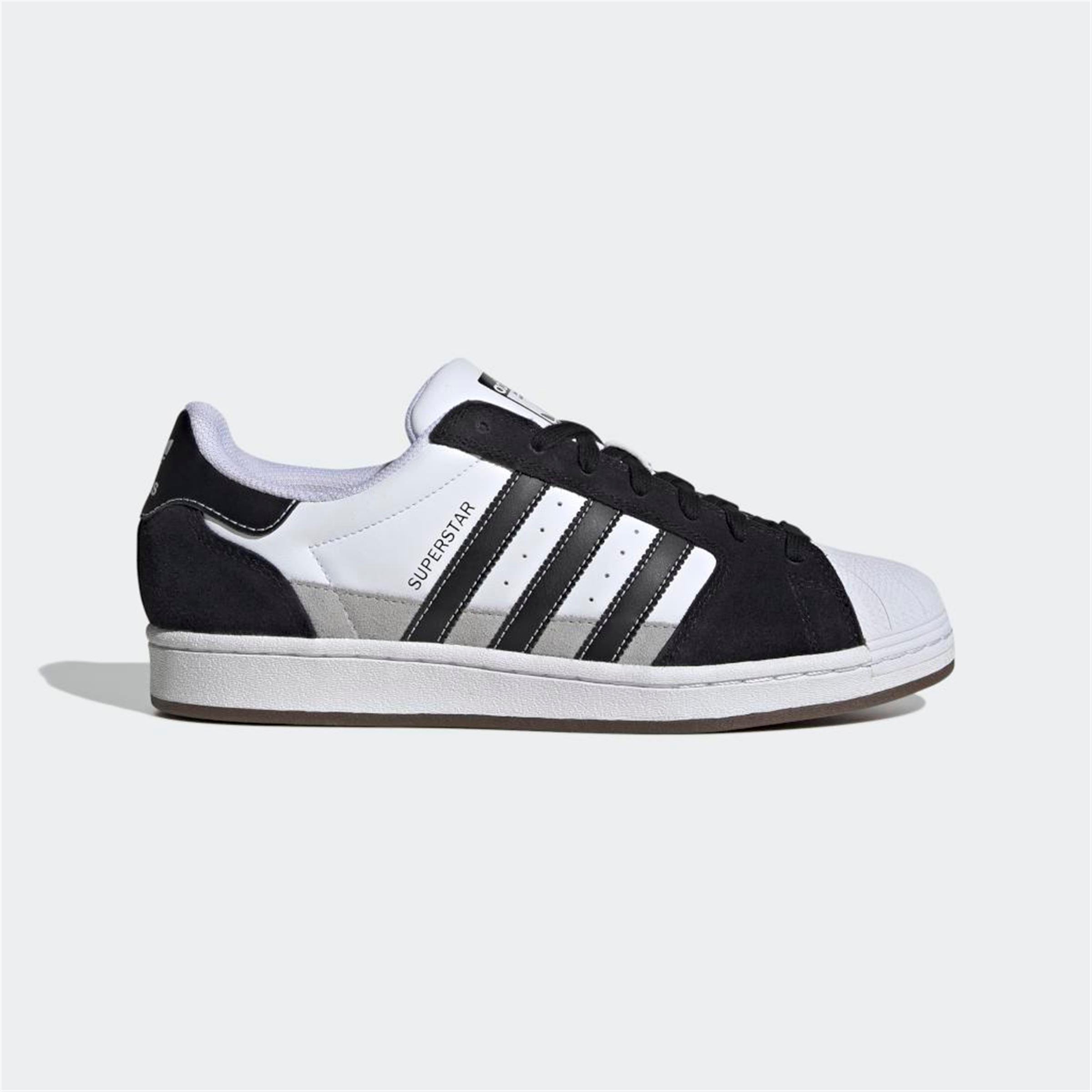 SUPERSTAR
