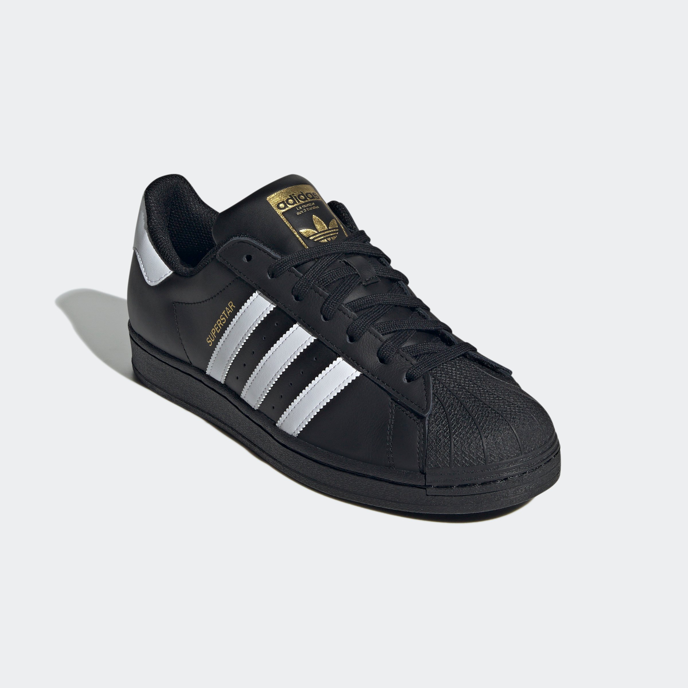 SUPERSTAR