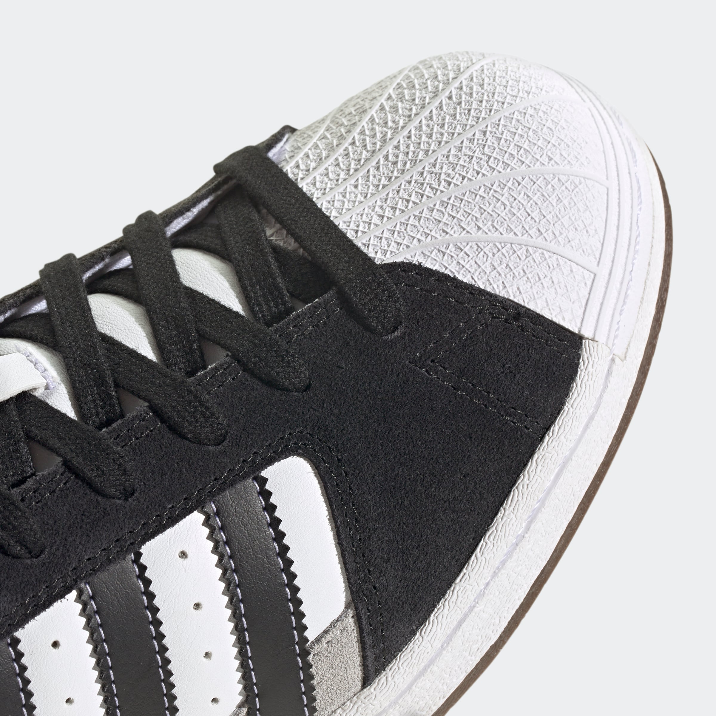 SUPERSTAR