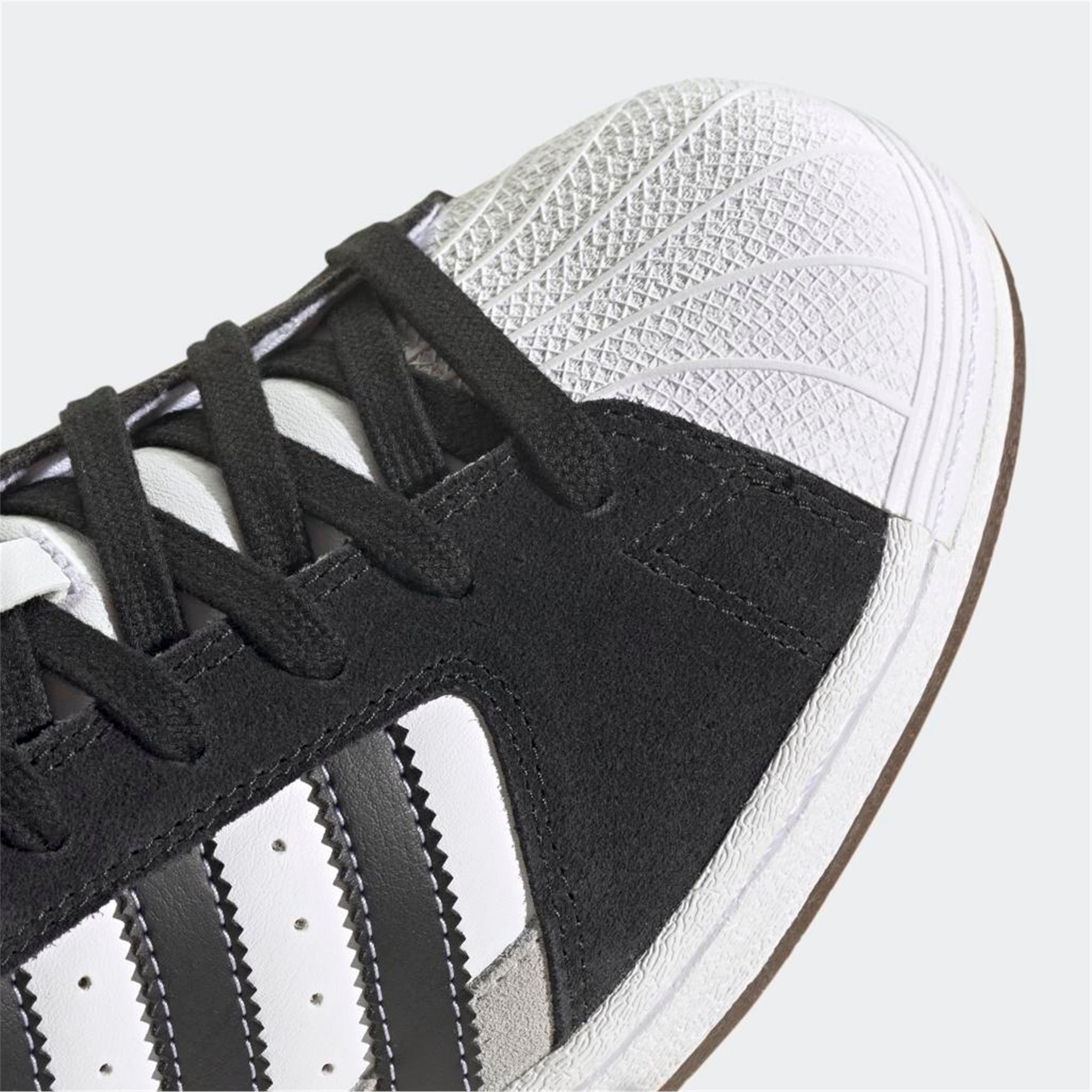 SUPERSTAR