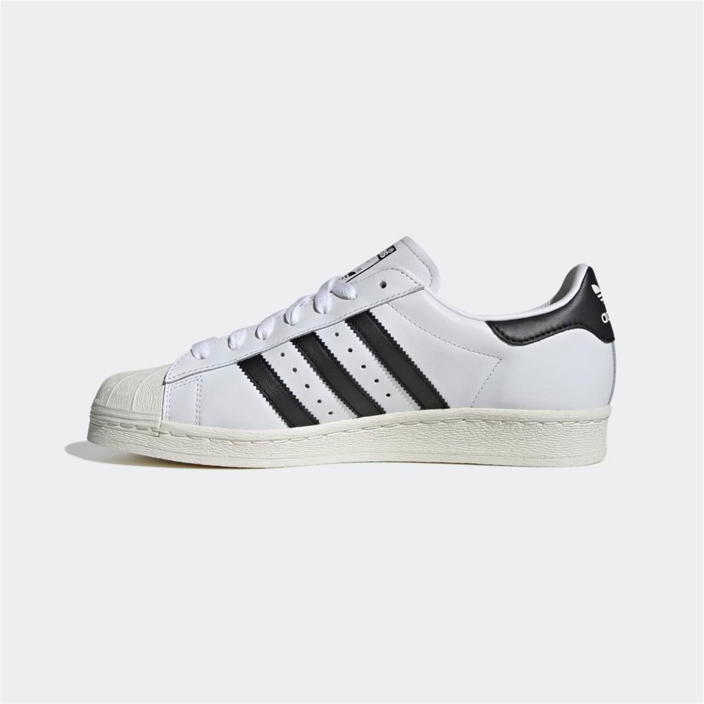 SUPERSTAR 82