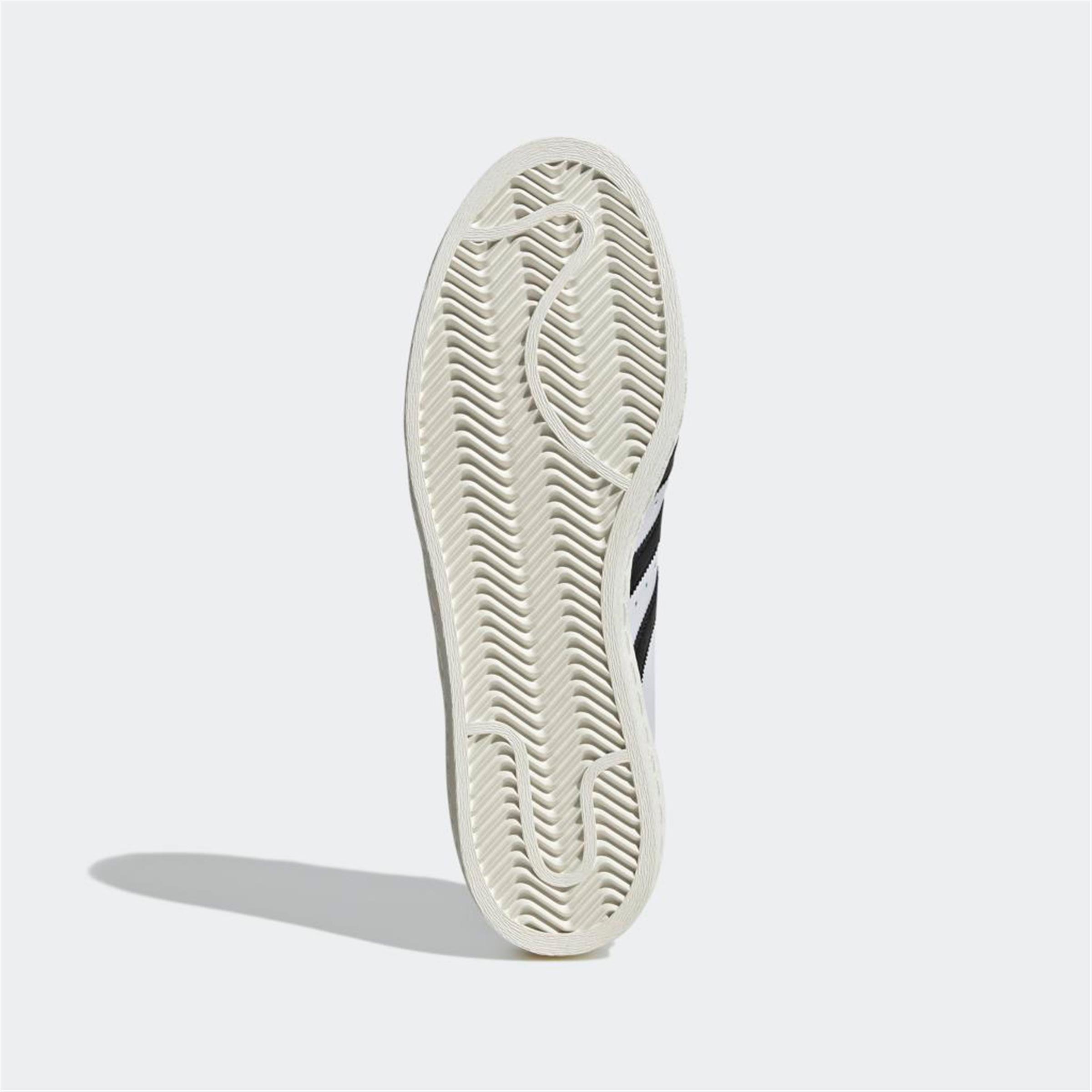 SUPERSTAR 82