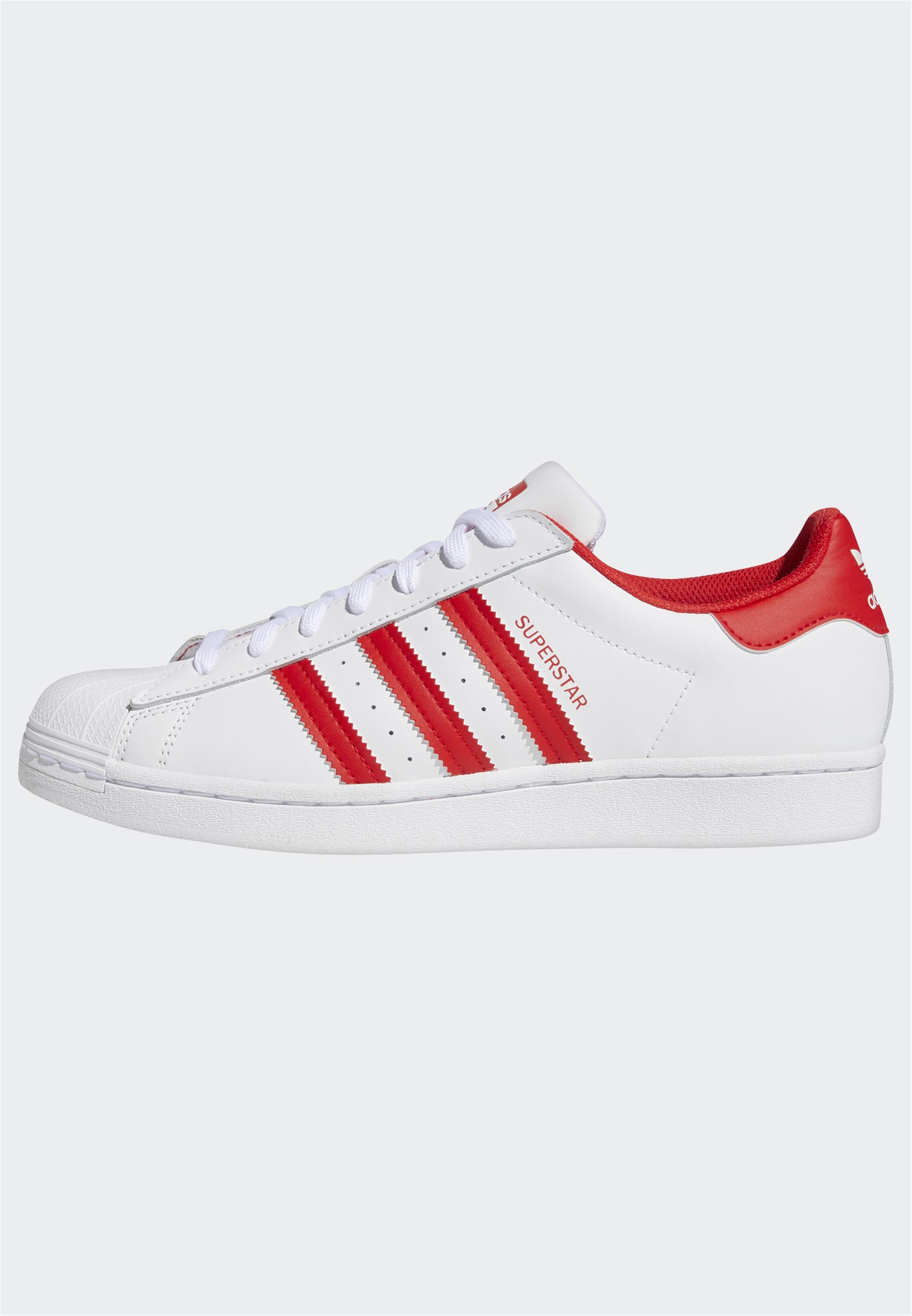 SUPERSTAR