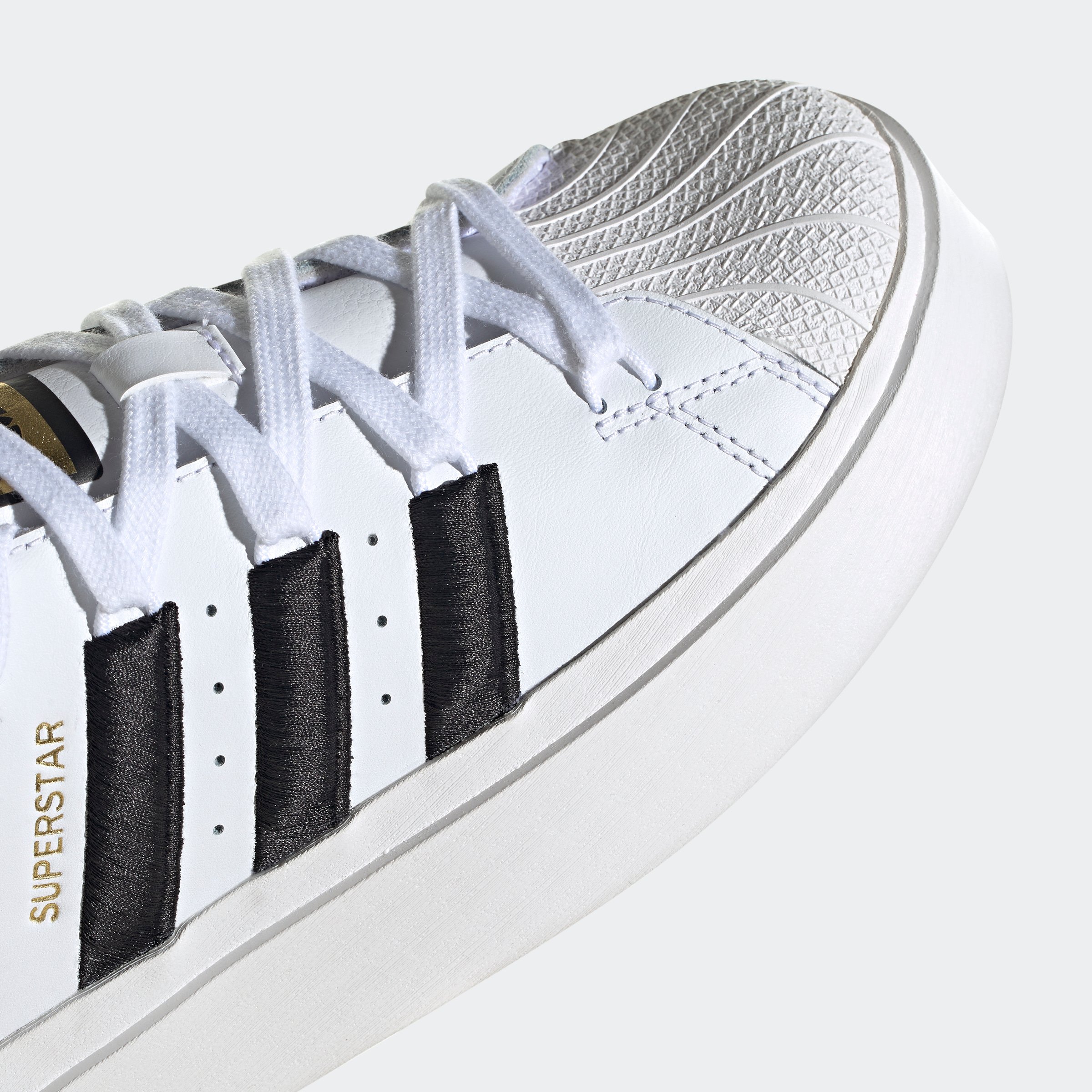 SUPERSTAR BONEGA W