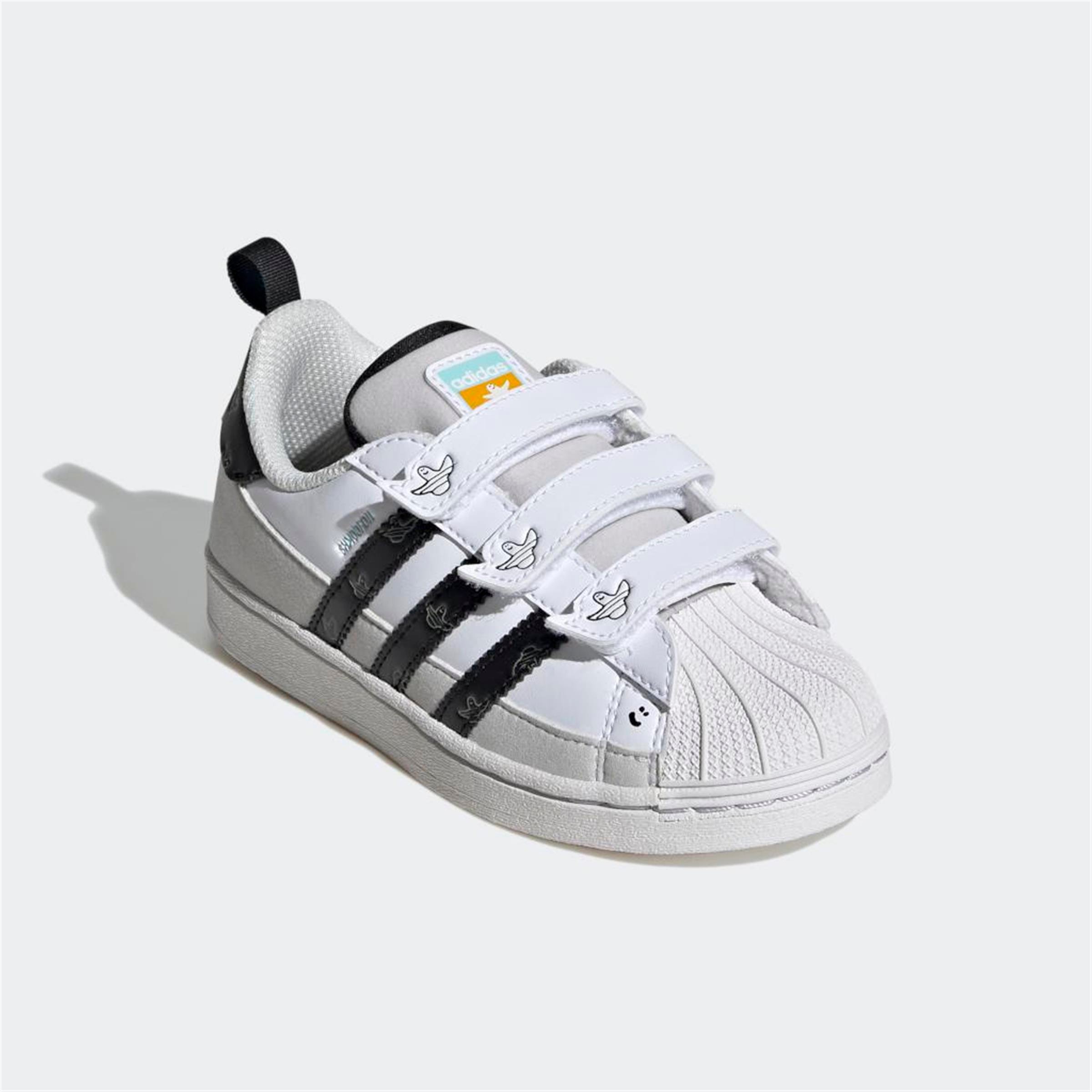 SUPERSTAR CF C