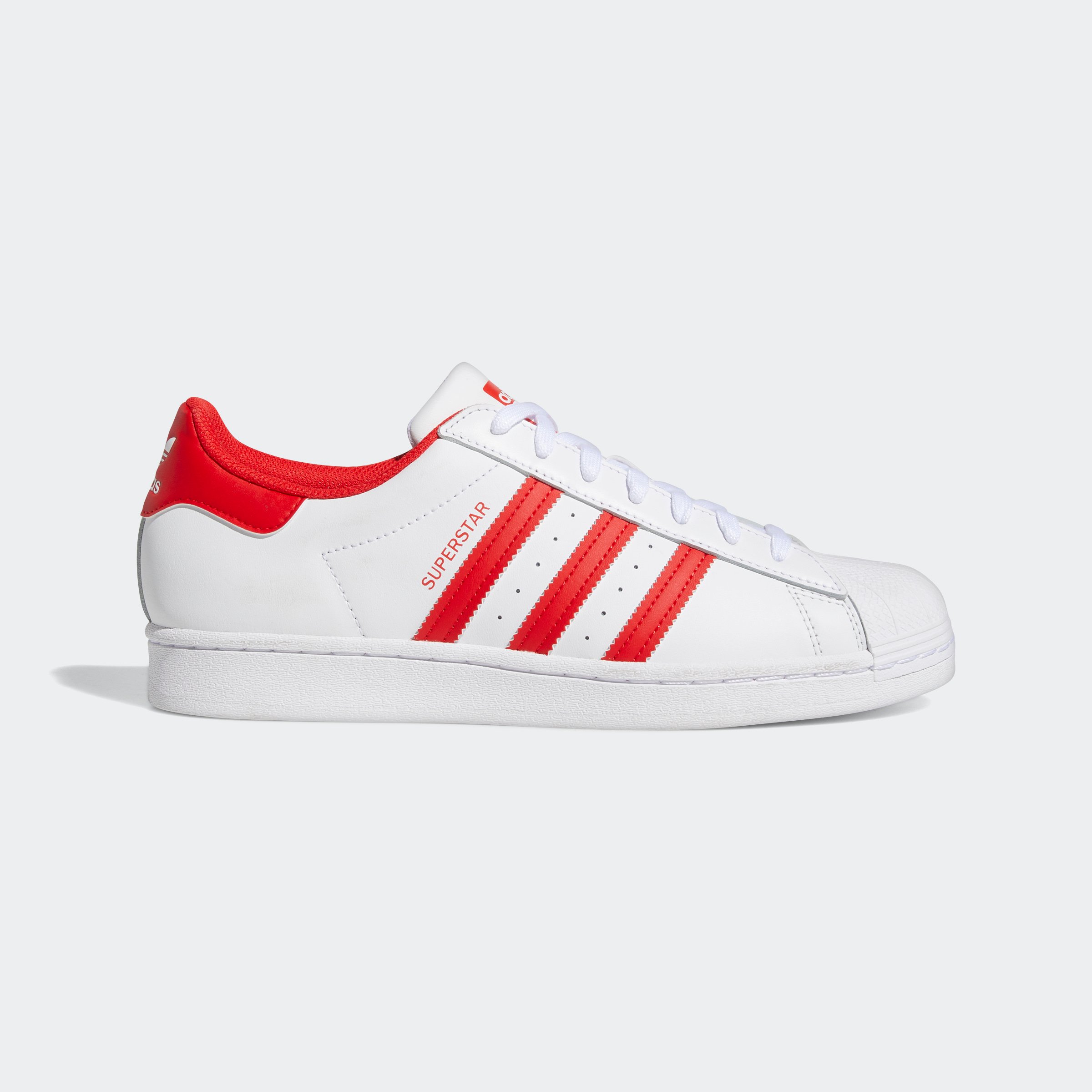 SUPERSTAR