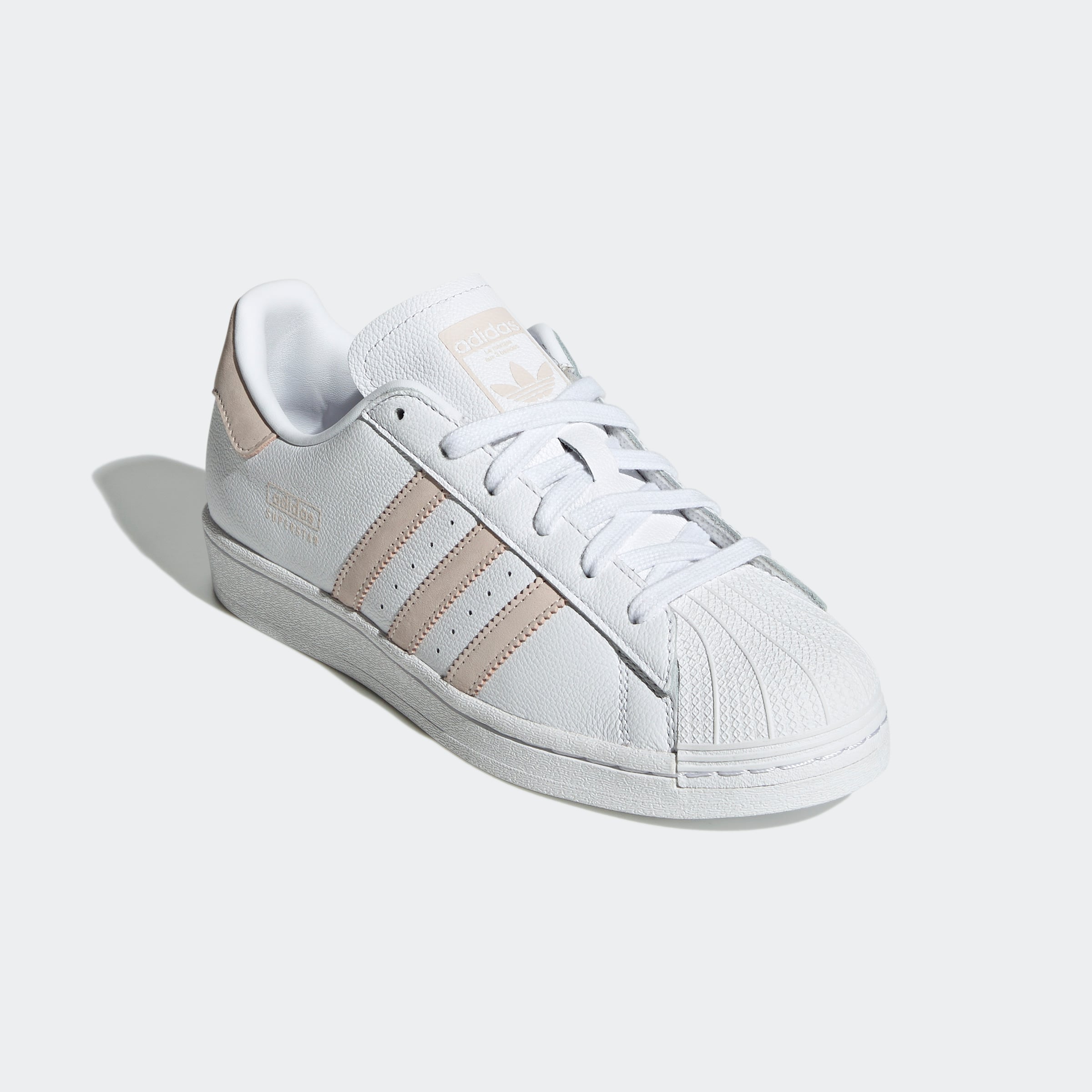 SUPERSTAR W