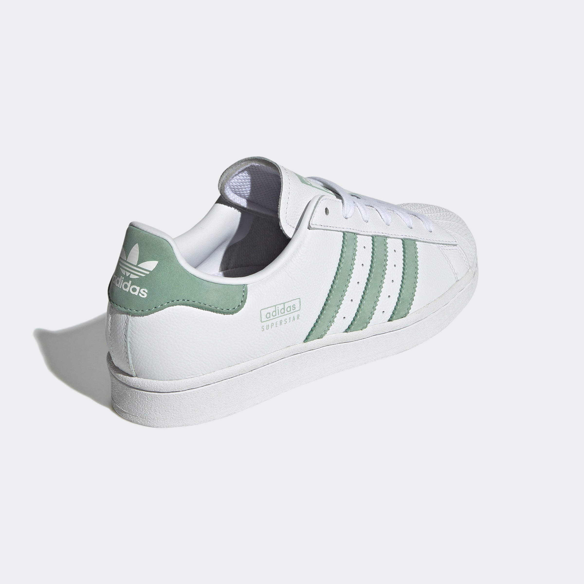 SUPERSTAR W