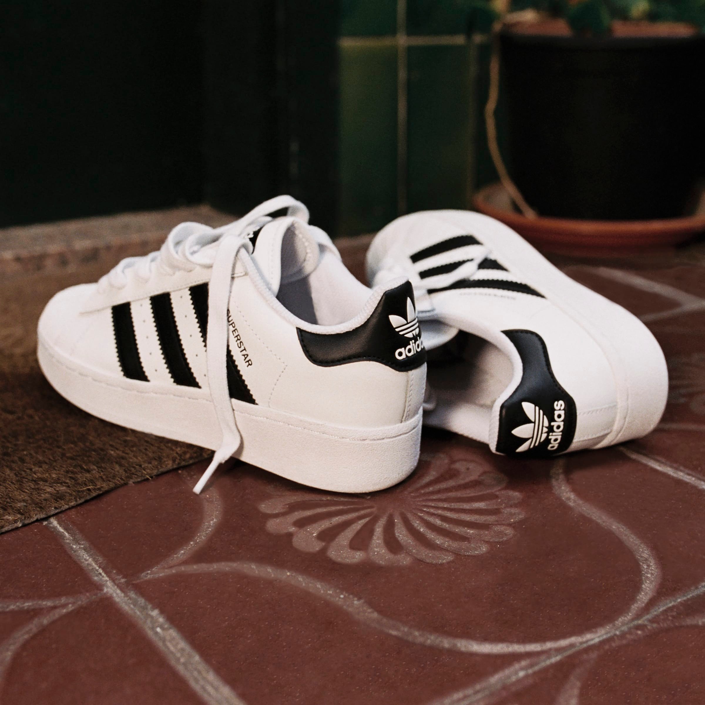 SUPERSTAR XLG