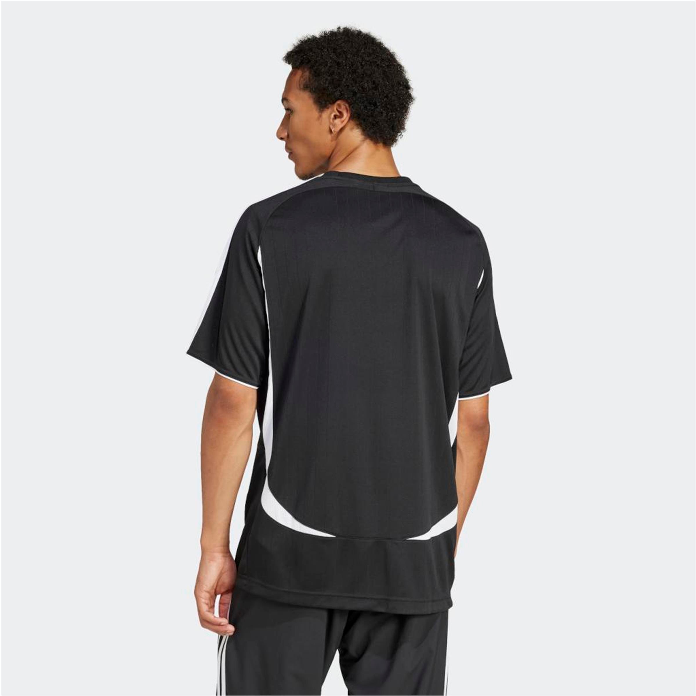 TEAMGEIST TEE