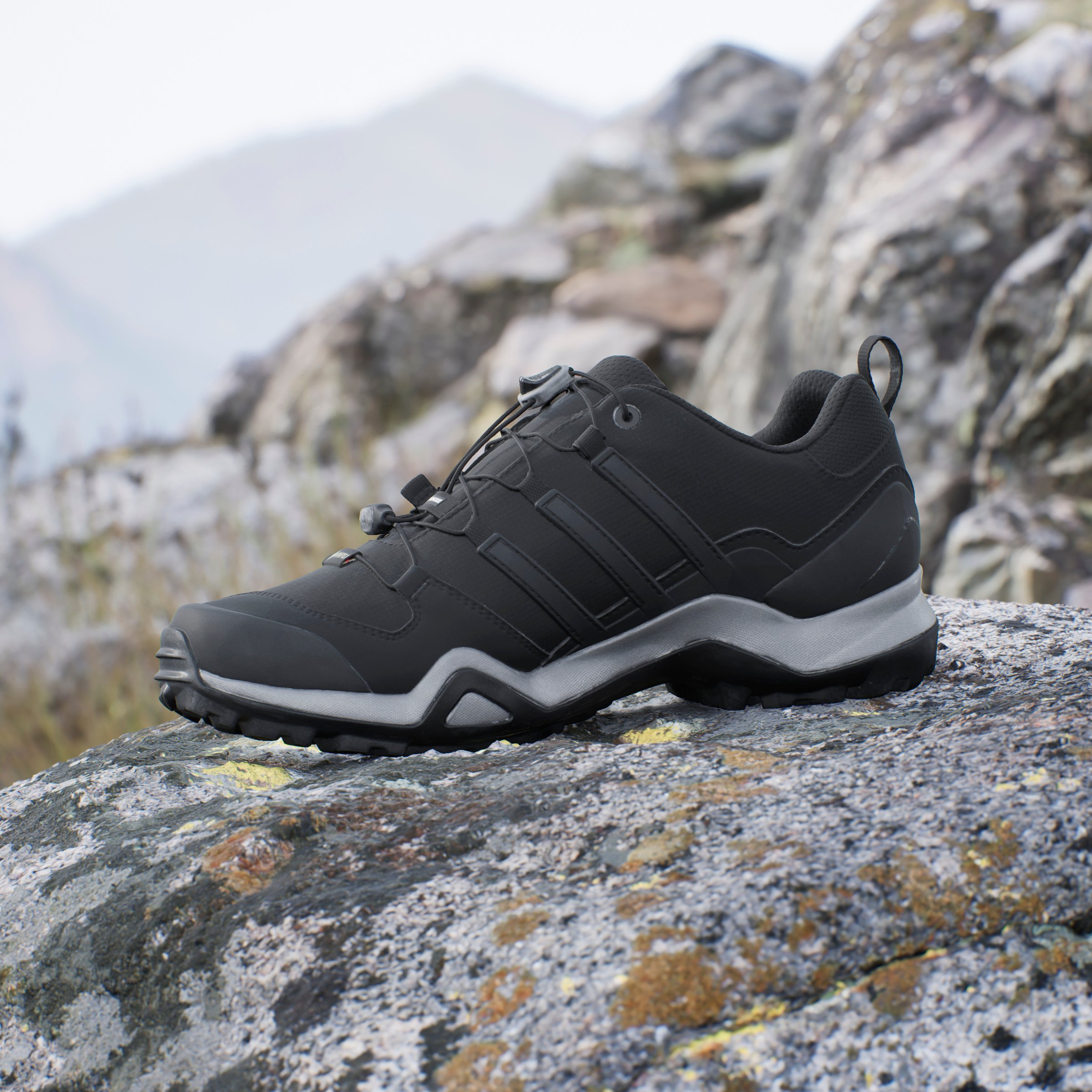 TERREX SWIFT R2 GTX