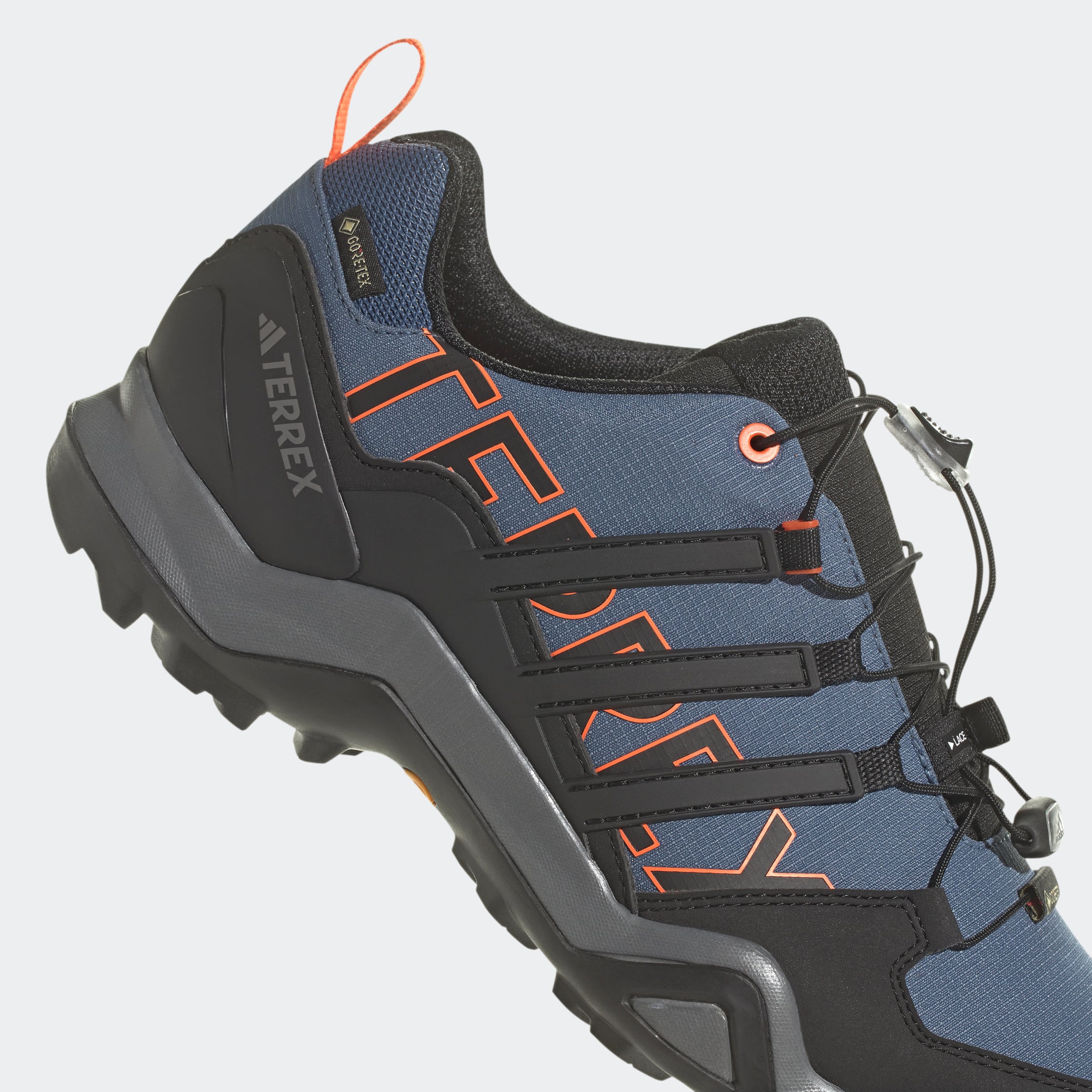 TERREX SWIFT R2 GTX