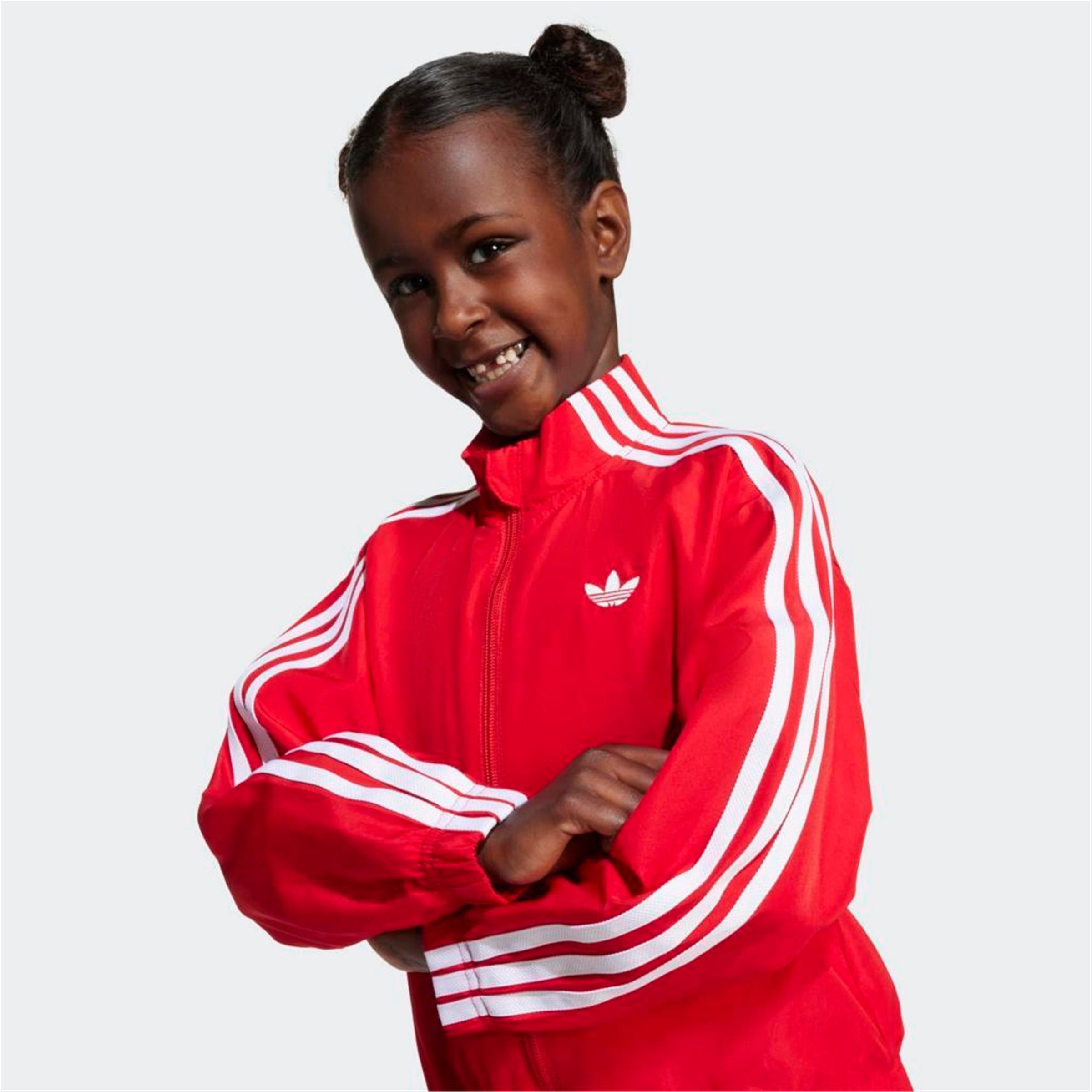 TRACKSUIT