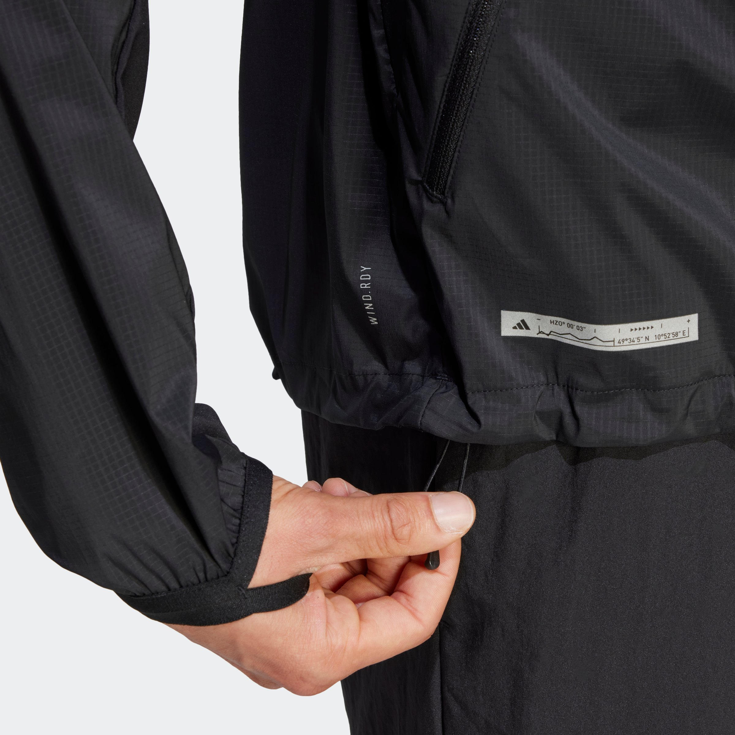 ULTIMATE JKT