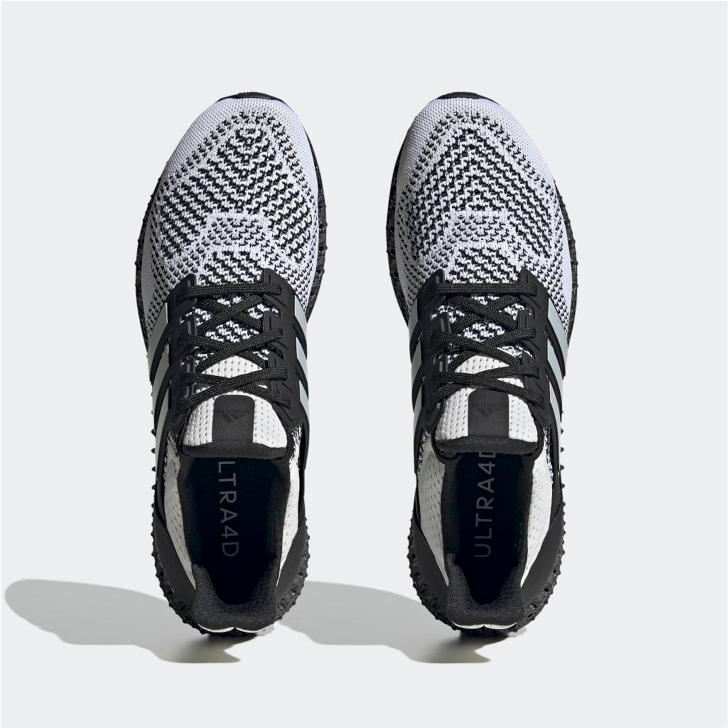 ULTRA 4D