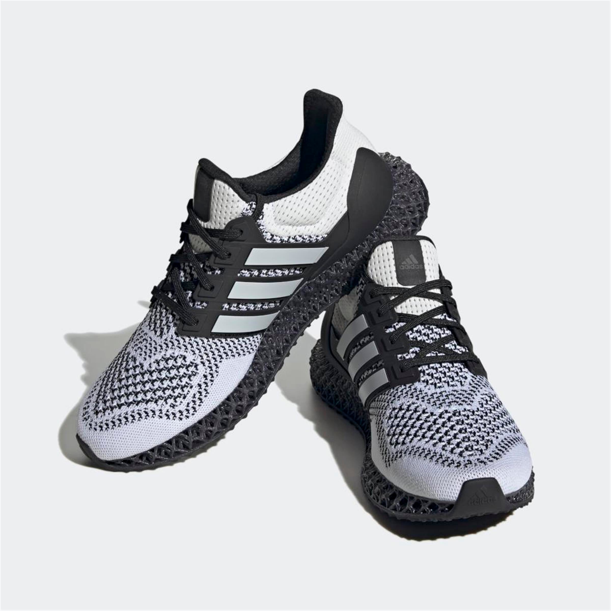 ULTRA 4D