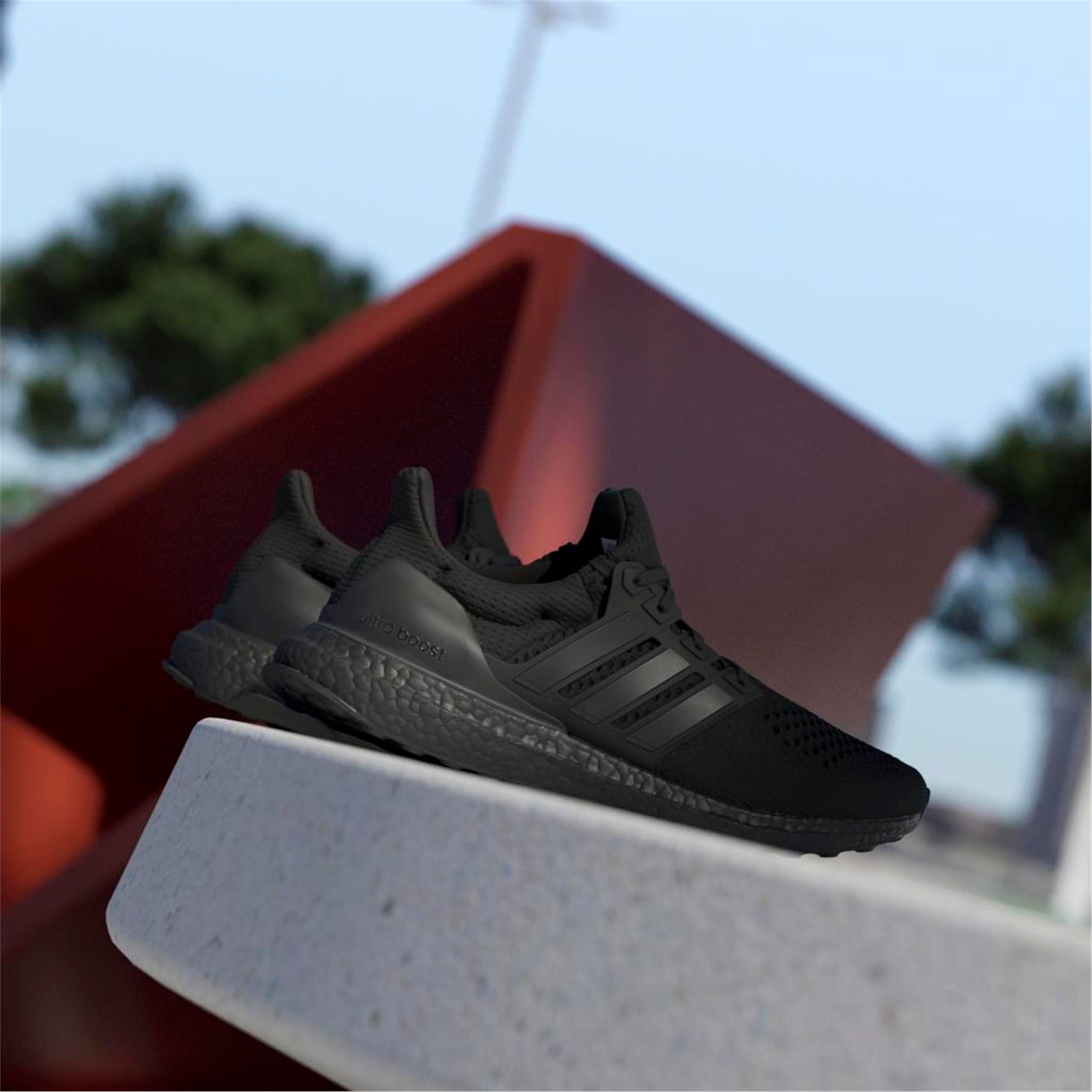 ULTRABOOST 1.0