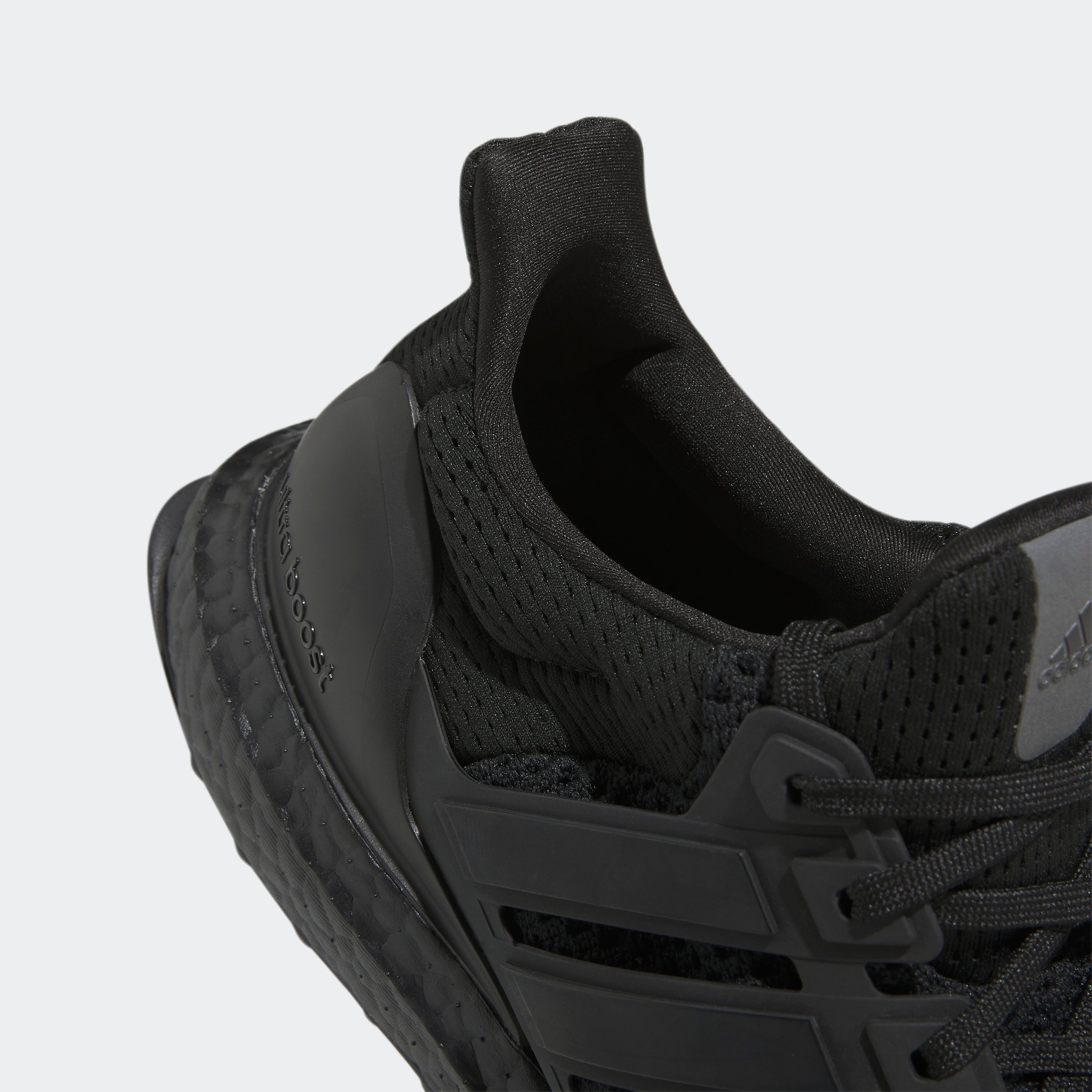 ULTRABOOST 1.0